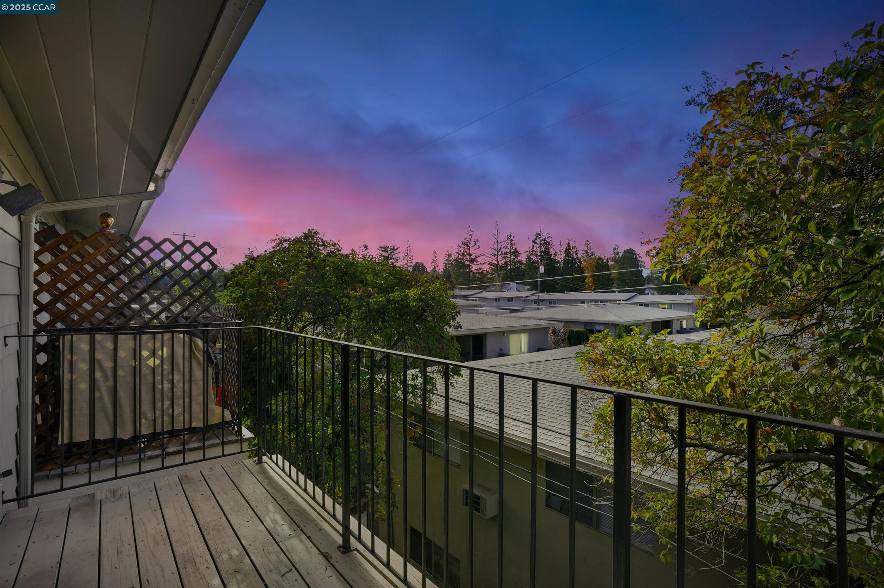 Detail Gallery Image 17 of 18 For 1077 Wesley Ct #7,  Walnut Creek,  CA 94597 - 2 Beds | 2 Baths