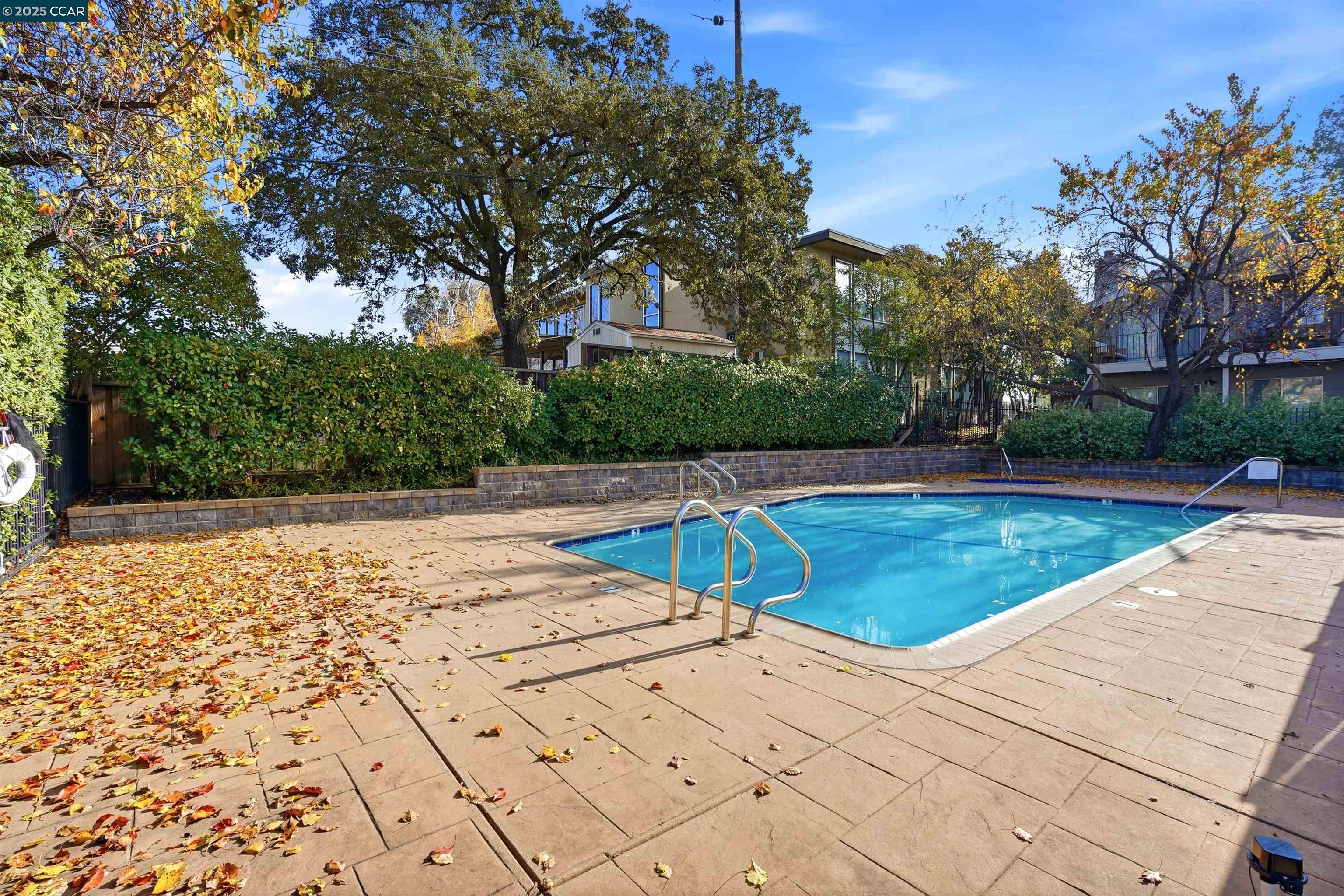 Detail Gallery Image 18 of 18 For 1077 Wesley Ct #7,  Walnut Creek,  CA 94597 - 2 Beds | 2 Baths