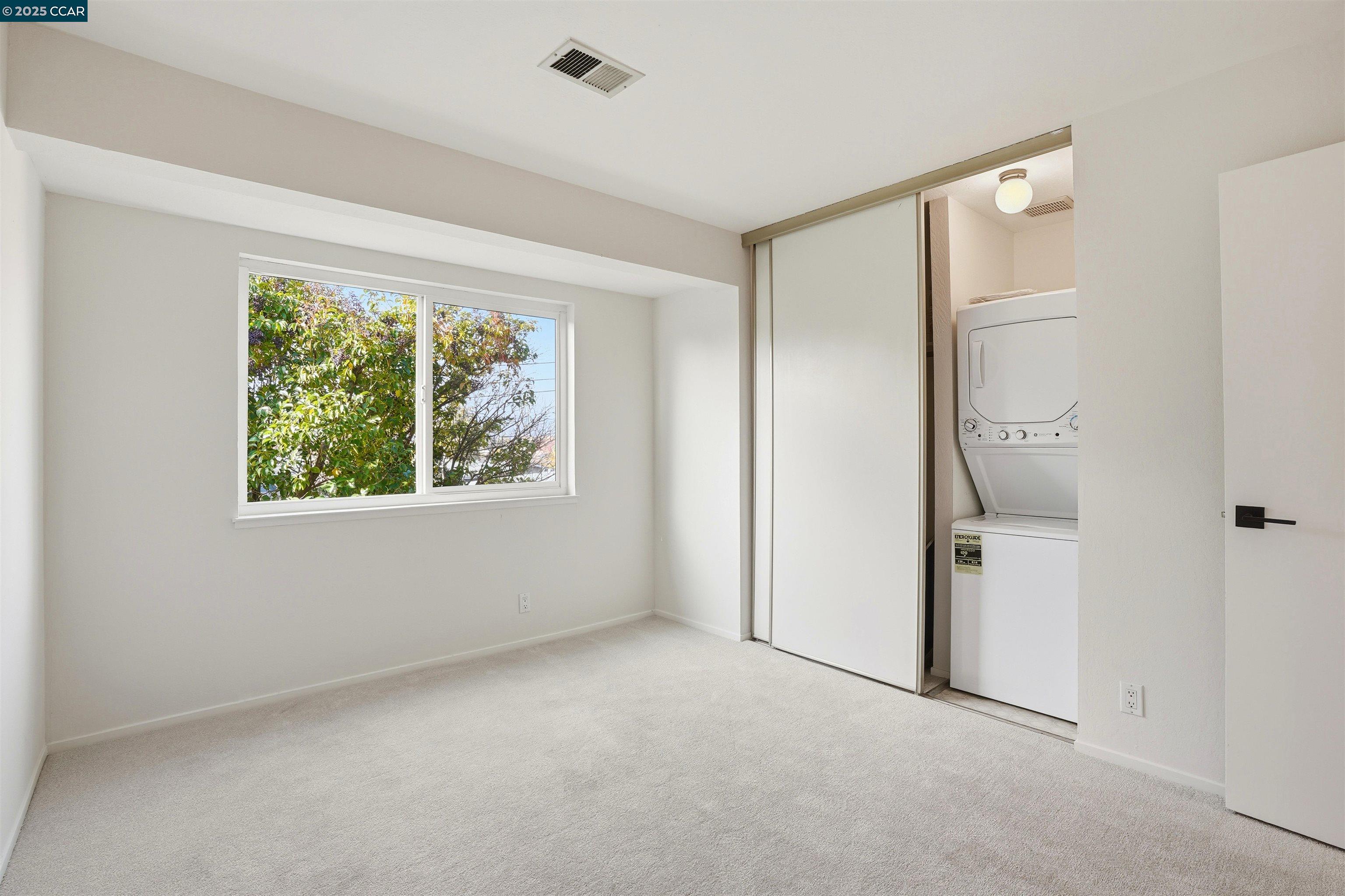 Detail Gallery Image 6 of 18 For 1077 Wesley Ct #7,  Walnut Creek,  CA 94597 - 2 Beds | 2 Baths