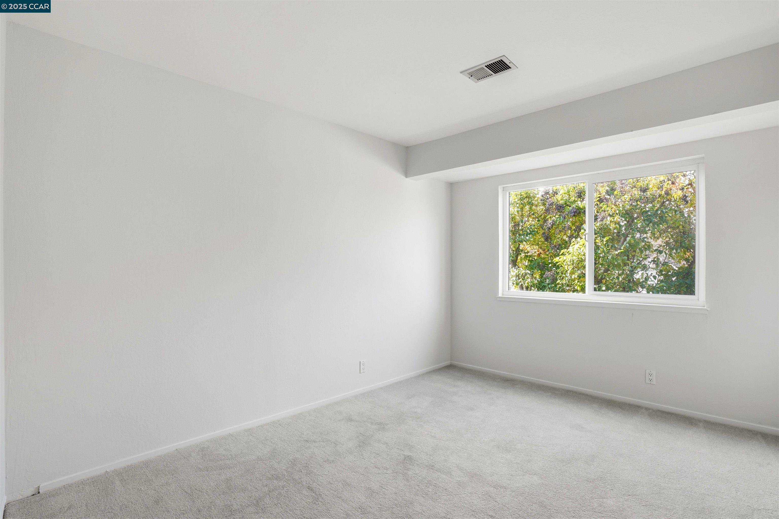 Detail Gallery Image 7 of 18 For 1077 Wesley Ct #7,  Walnut Creek,  CA 94597 - 2 Beds | 2 Baths