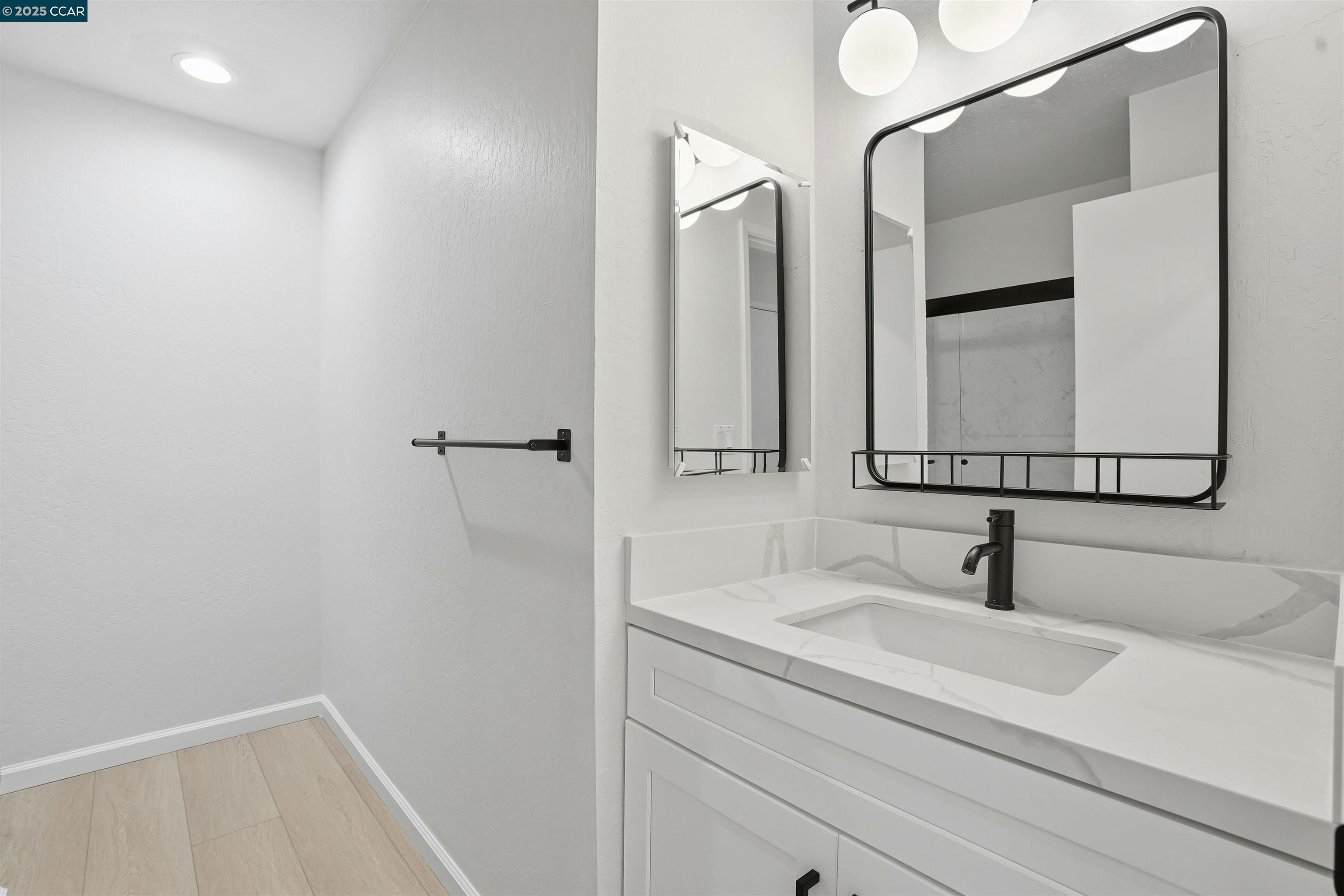 Detail Gallery Image 9 of 18 For 1077 Wesley Ct #7,  Walnut Creek,  CA 94597 - 2 Beds | 2 Baths