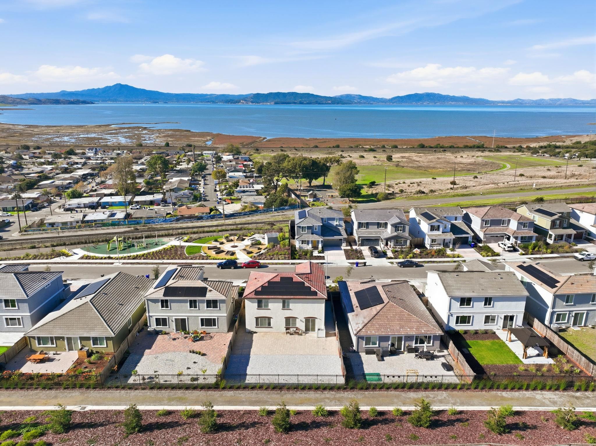 Detail Gallery Image 45 of 51 For 4158 Markovich Ct, Richmond,  CA 94806 - 4 Beds | 3 Baths