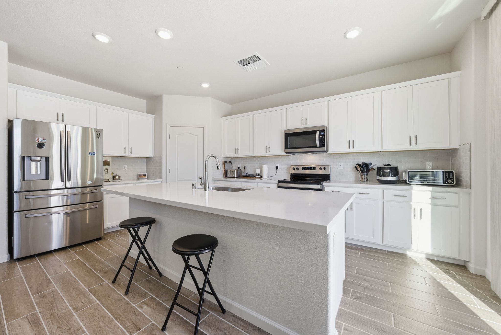 Detail Gallery Image 10 of 51 For 4158 Markovich Ct, Richmond,  CA 94806 - 4 Beds | 3 Baths