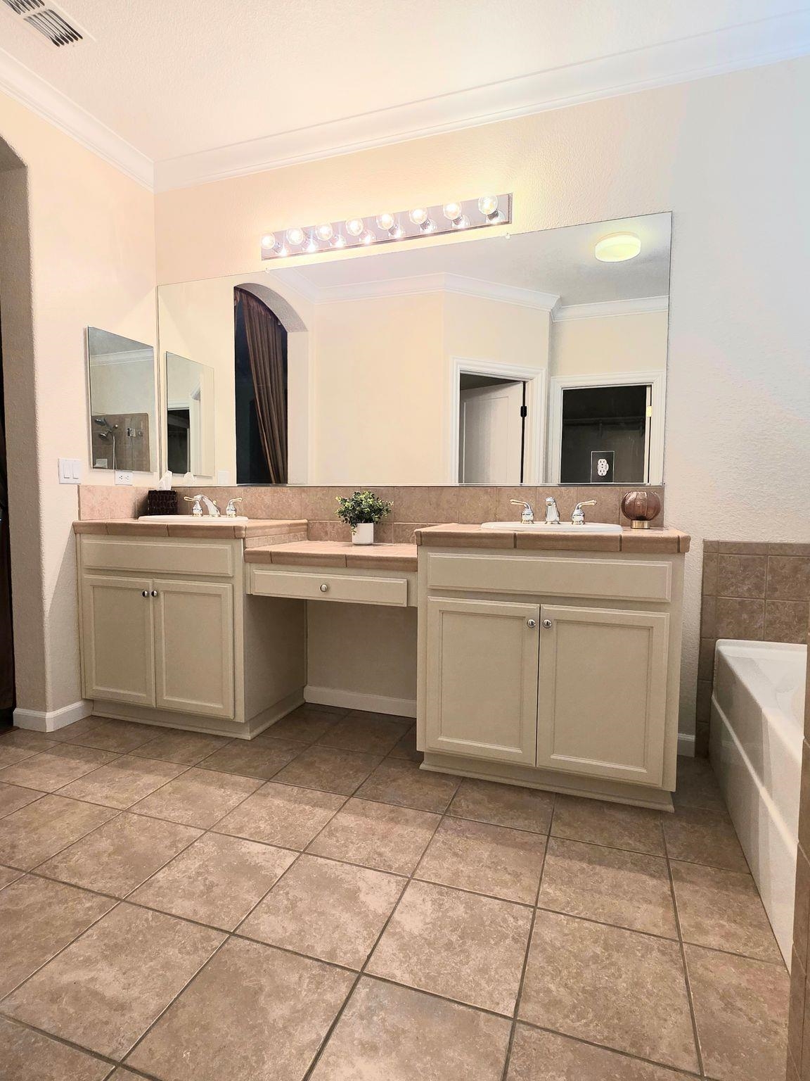 Detail Gallery Image 27 of 43 For 3800 Pintail Dr, Antioch,  CA 94509 - 4 Beds | 2 Baths