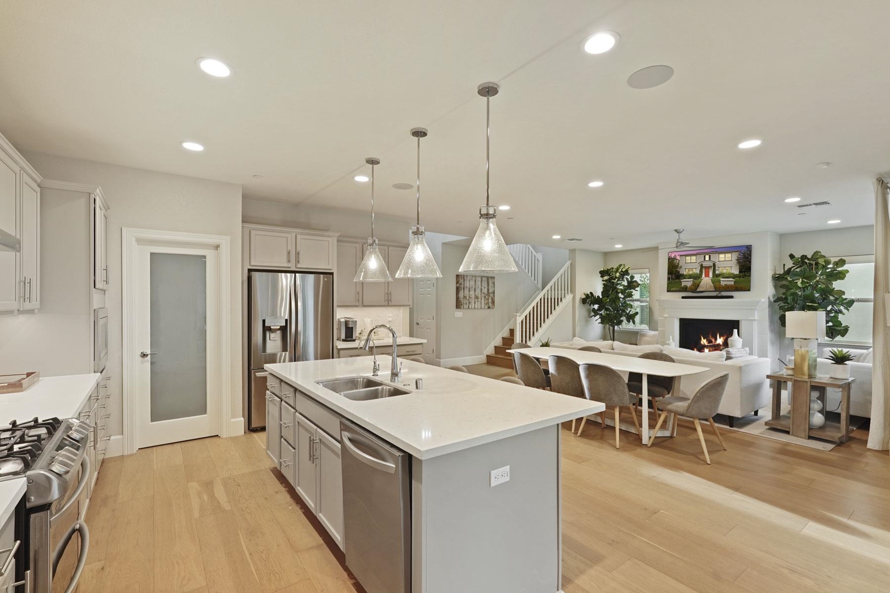 Detail Gallery Image 12 of 43 For 2885 Ellis Town Dr, Tracy,  CA 95377 - 4 Beds | 3/1 Baths