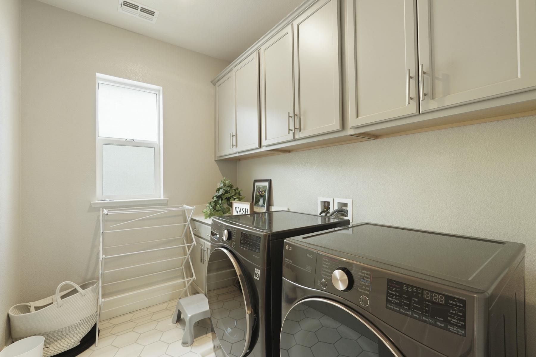 Detail Gallery Image 24 of 43 For 2885 Ellis Town Dr, Tracy,  CA 95377 - 4 Beds | 3/1 Baths