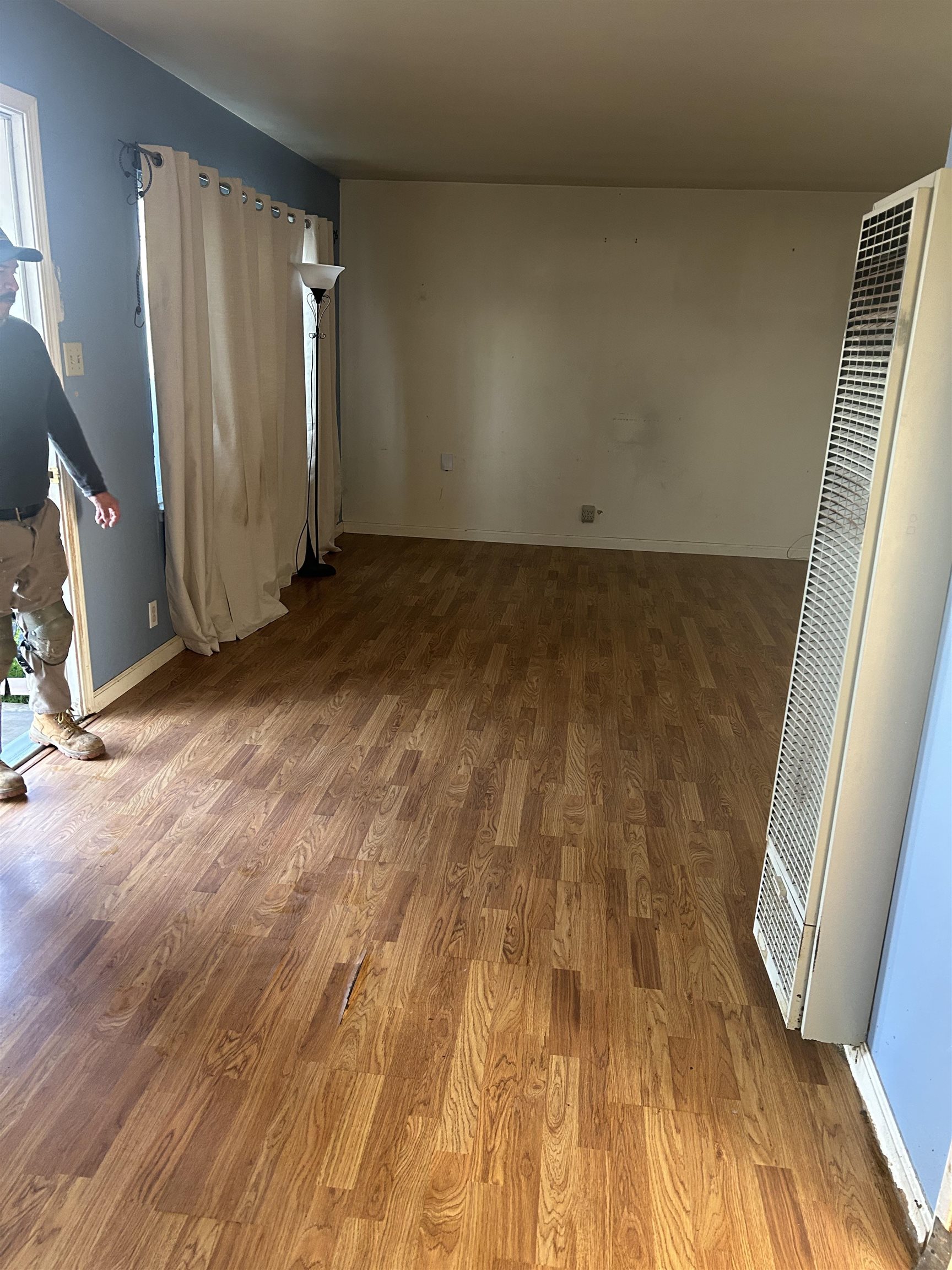 Detail Gallery Image 5 of 10 For 1086 Mersey Ave, San Leandro,  CA 94579 - 3 Beds | 1 Baths