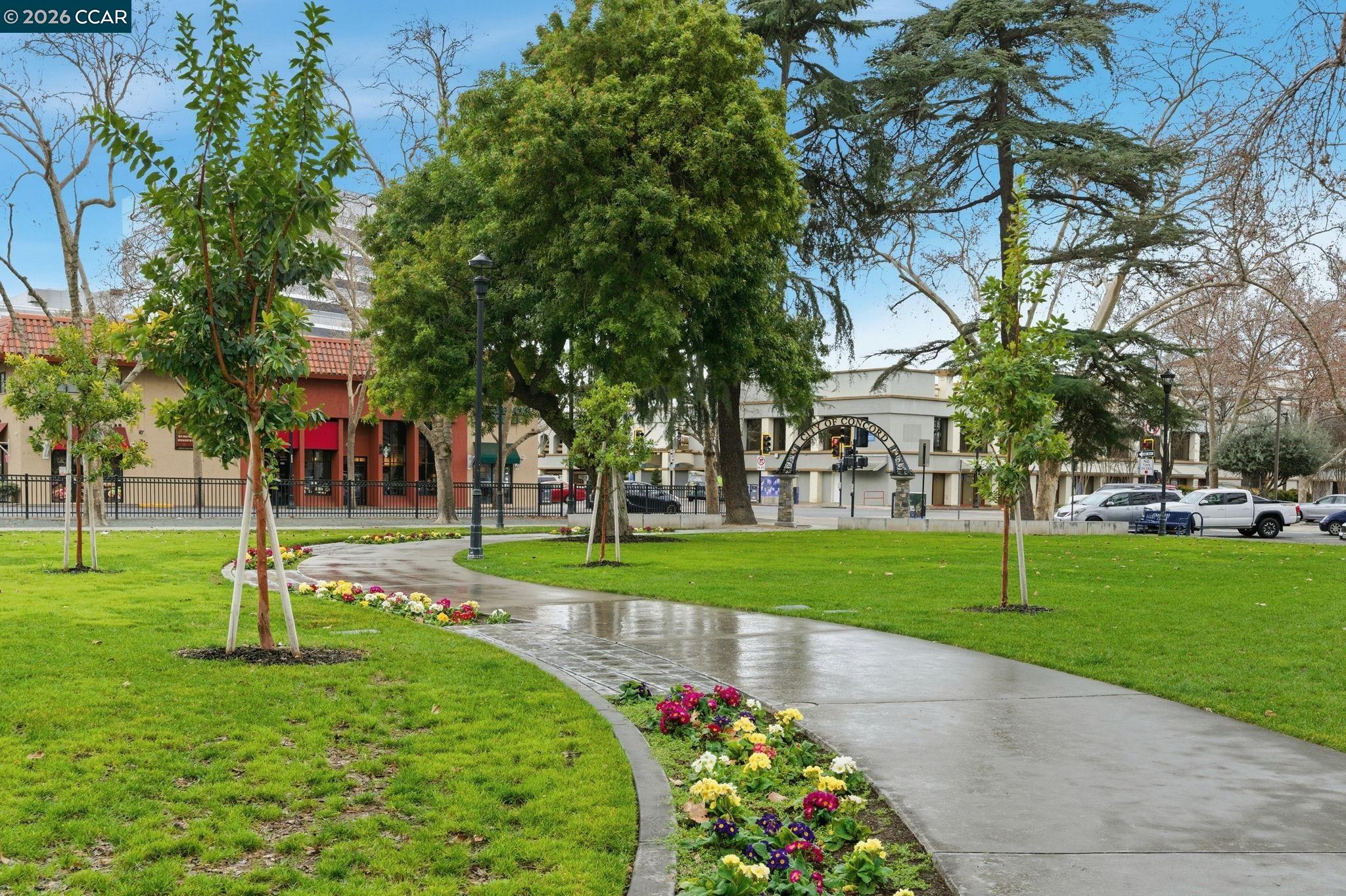 Detail Gallery Image 37 of 42 For 2142 Grant St, Concord,  CA 94520 - 3 Beds | 2 Baths