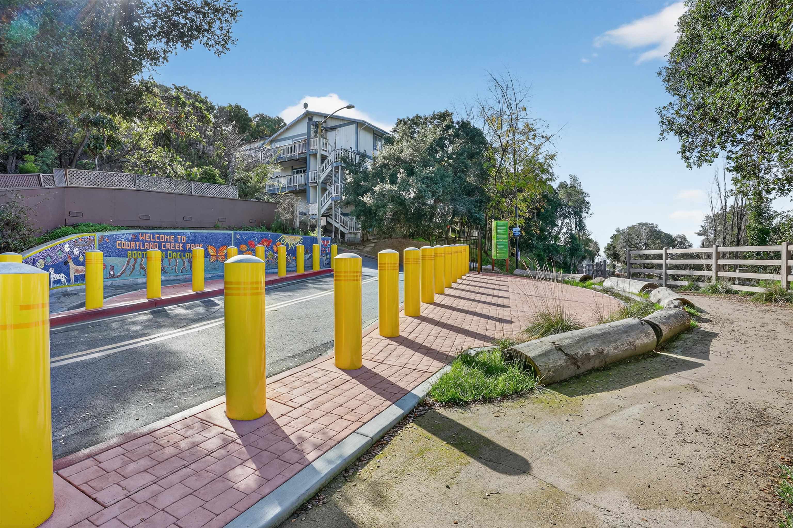 Detail Gallery Image 18 of 51 For 4343 Brookdale Ave, Oakland,  CA 94619 - – Beds | – Baths