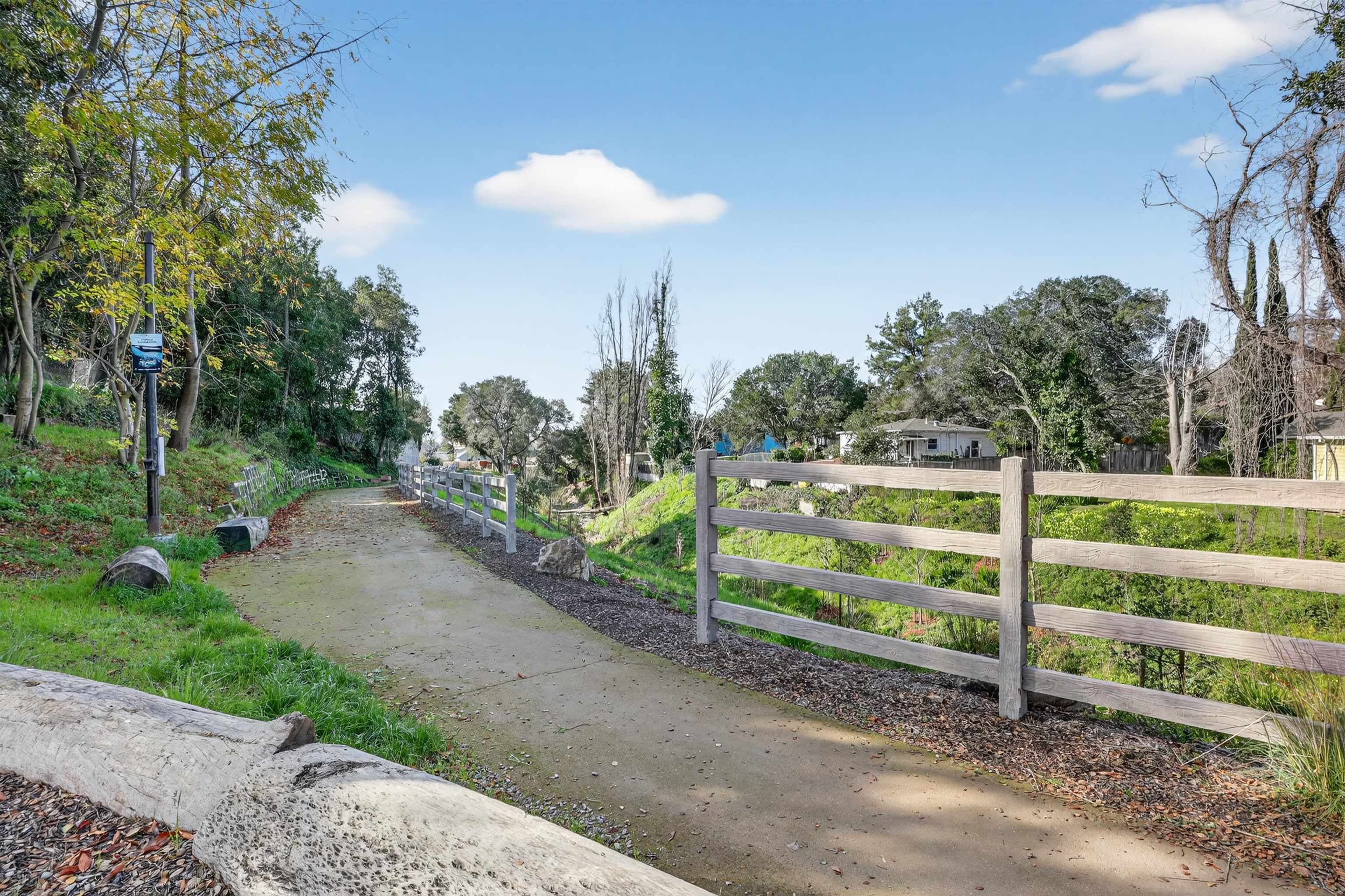 Detail Gallery Image 20 of 51 For 4343 Brookdale Ave, Oakland,  CA 94619 - – Beds | – Baths