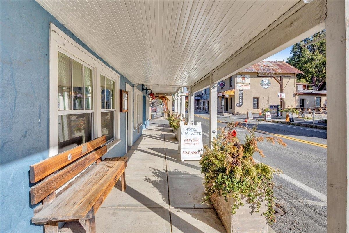 Detail Gallery Image 7 of 59 For 18736 Main St, Groveland,  CA 95321 - – Beds | – Baths