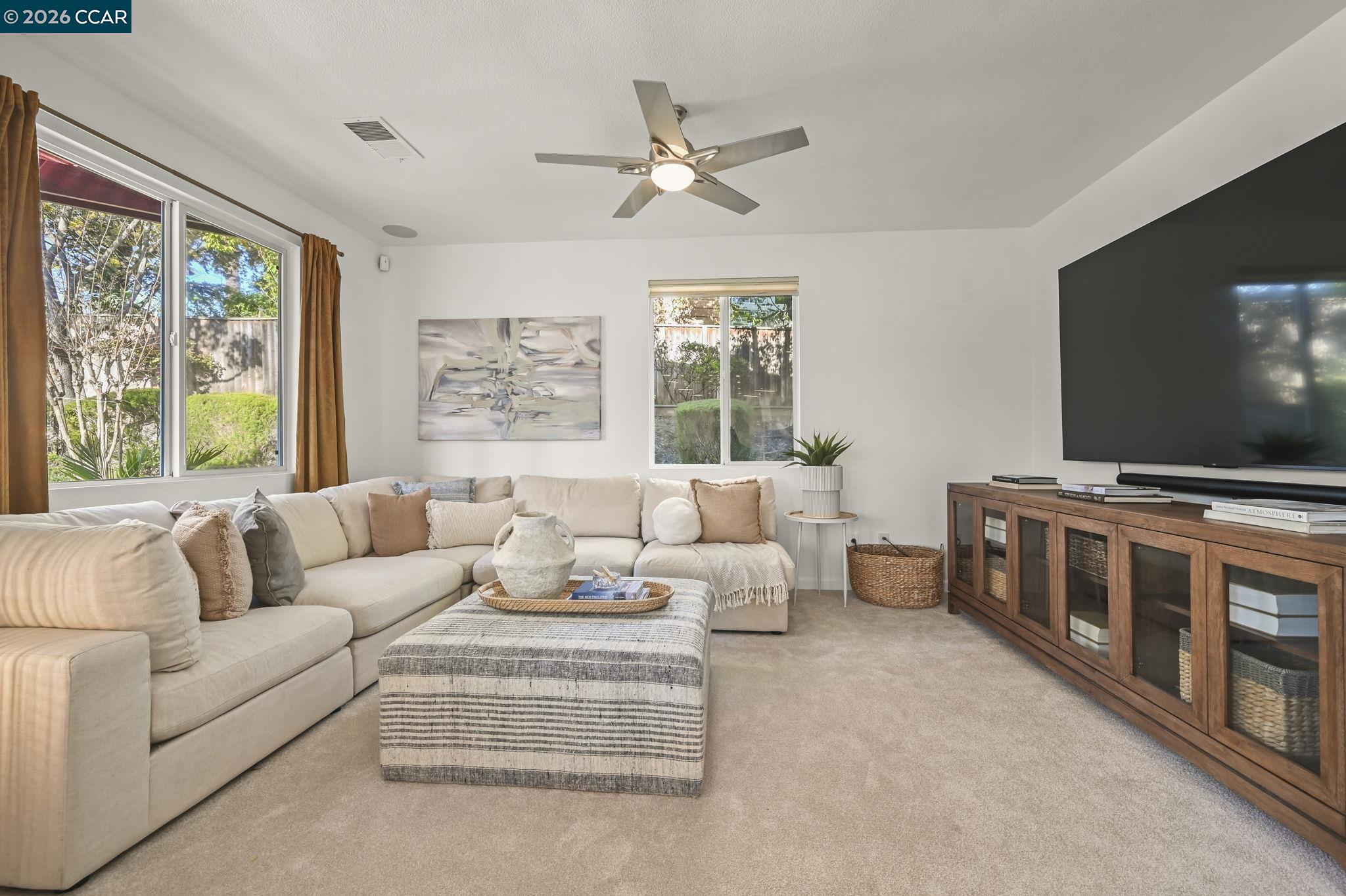 Detail Gallery Image 14 of 48 For 612 Pasa Tiempo Ct, Pleasant Hill,  CA 94523 - 4 Beds | 2/1 Baths