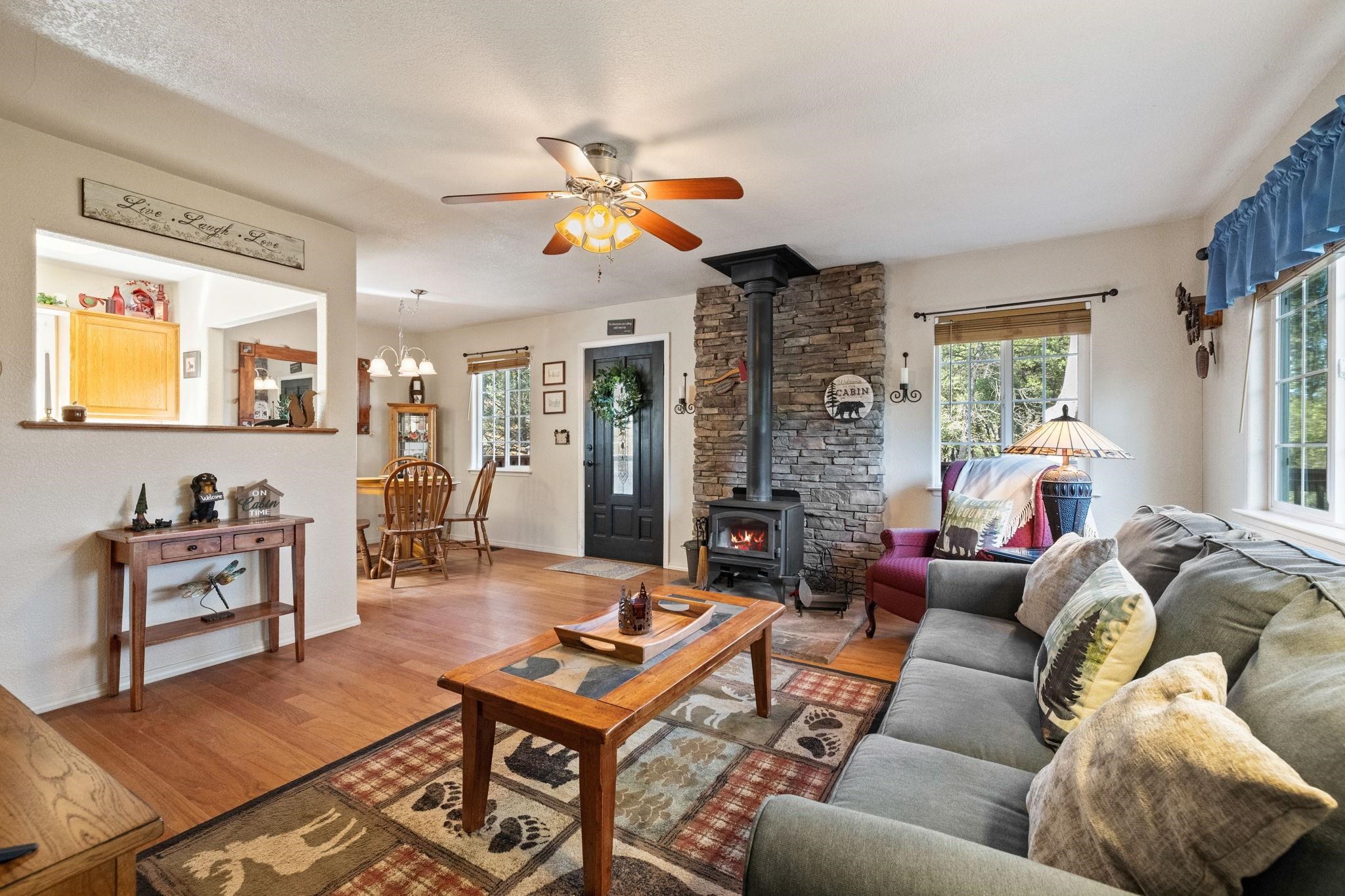 Detail Gallery Image 15 of 60 For 19047 Crocker Station, Groveland,  CA 95321-9521 - 2 Beds | 2 Baths