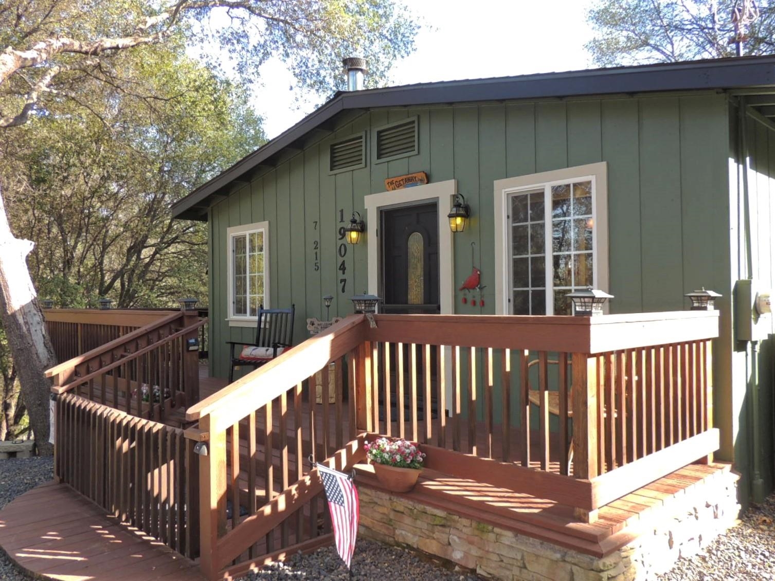 Detail Gallery Image 8 of 60 For 19047 Crocker Station, Groveland,  CA 95321-9521 - 2 Beds | 2 Baths