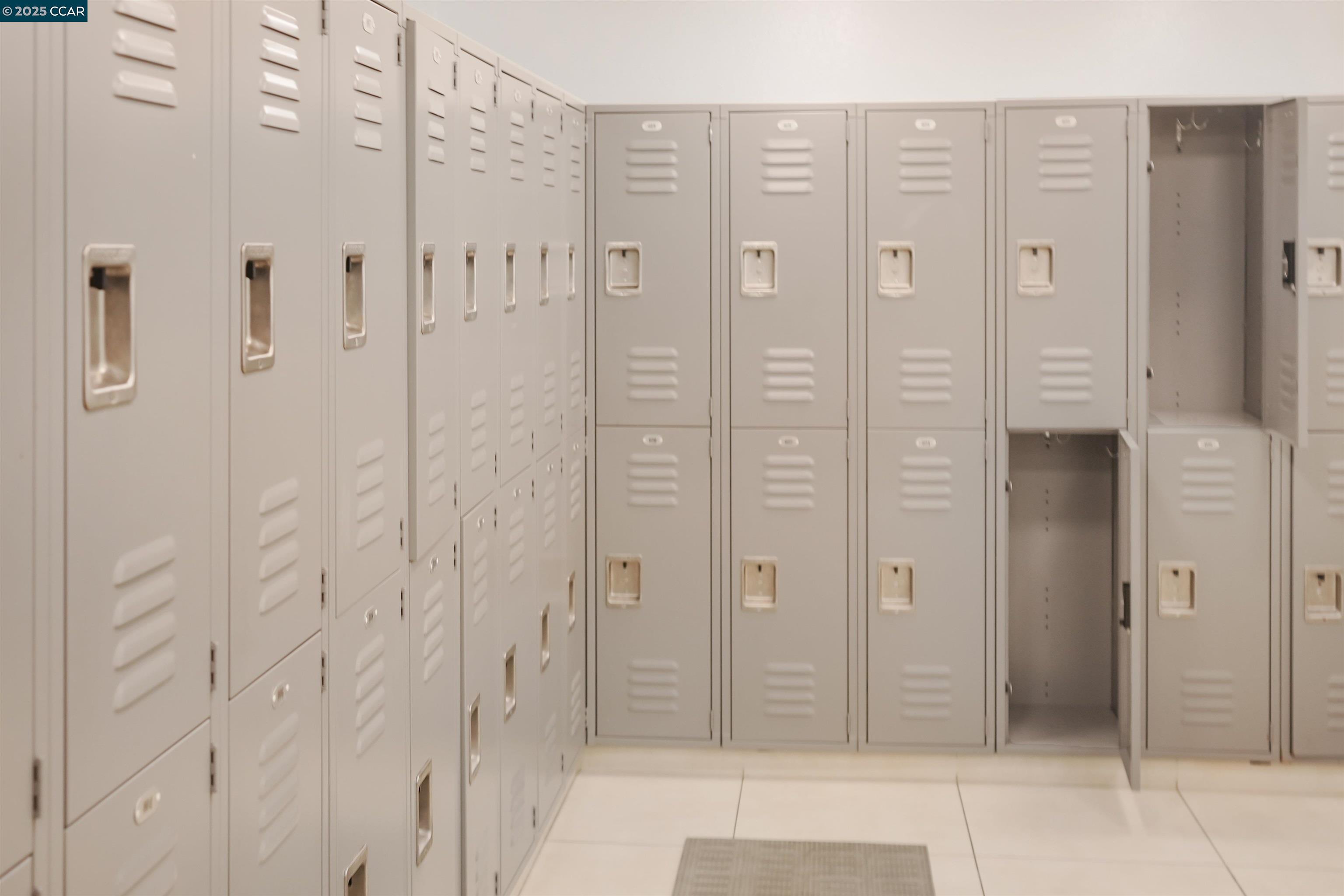 Photo #40: 41122830 Listing: Photo #40