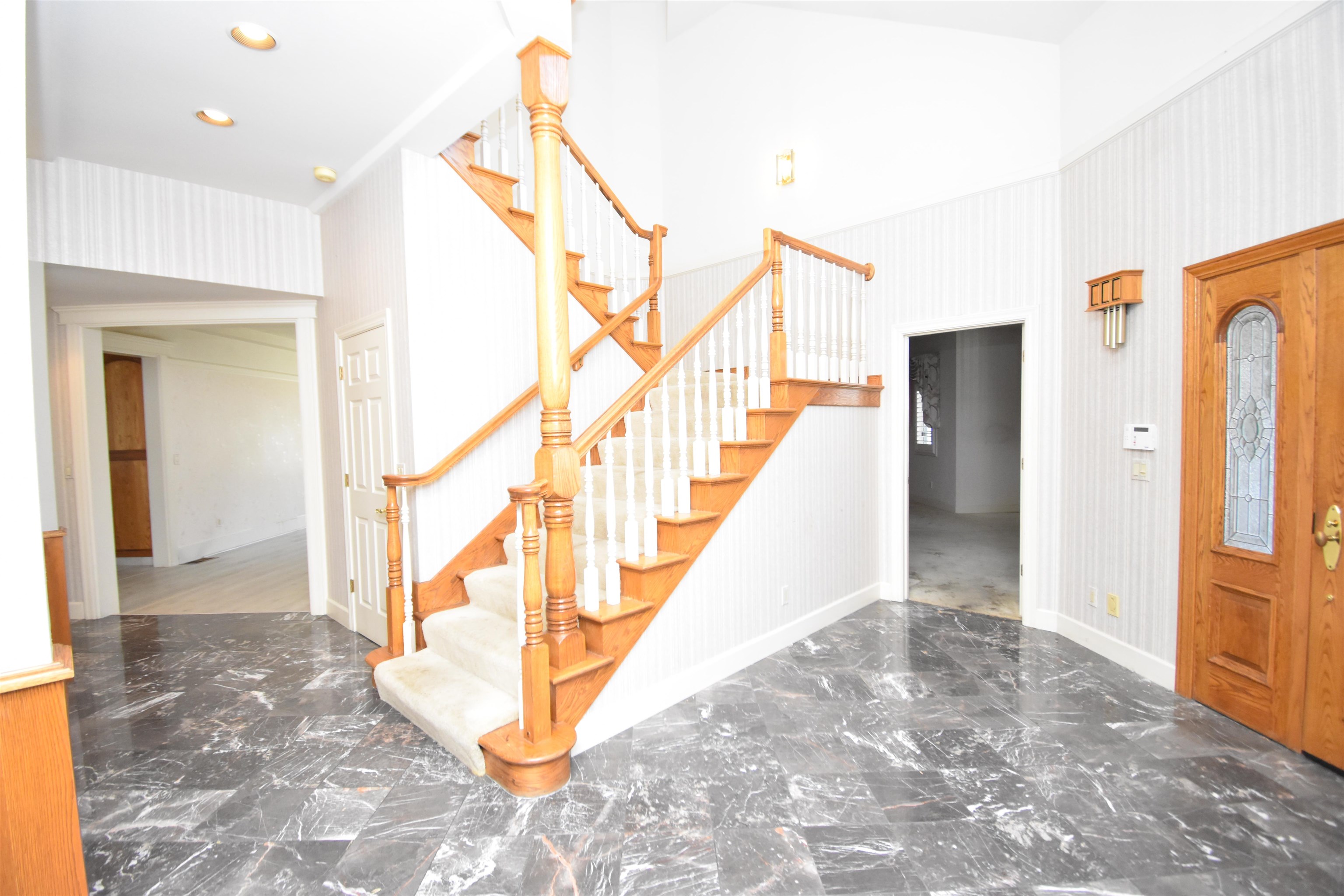 Detail Gallery Image 17 of 28 For 2350 Saint Anton Dr, Lodi,  CA 95242 - 3 Beds | 5 Baths