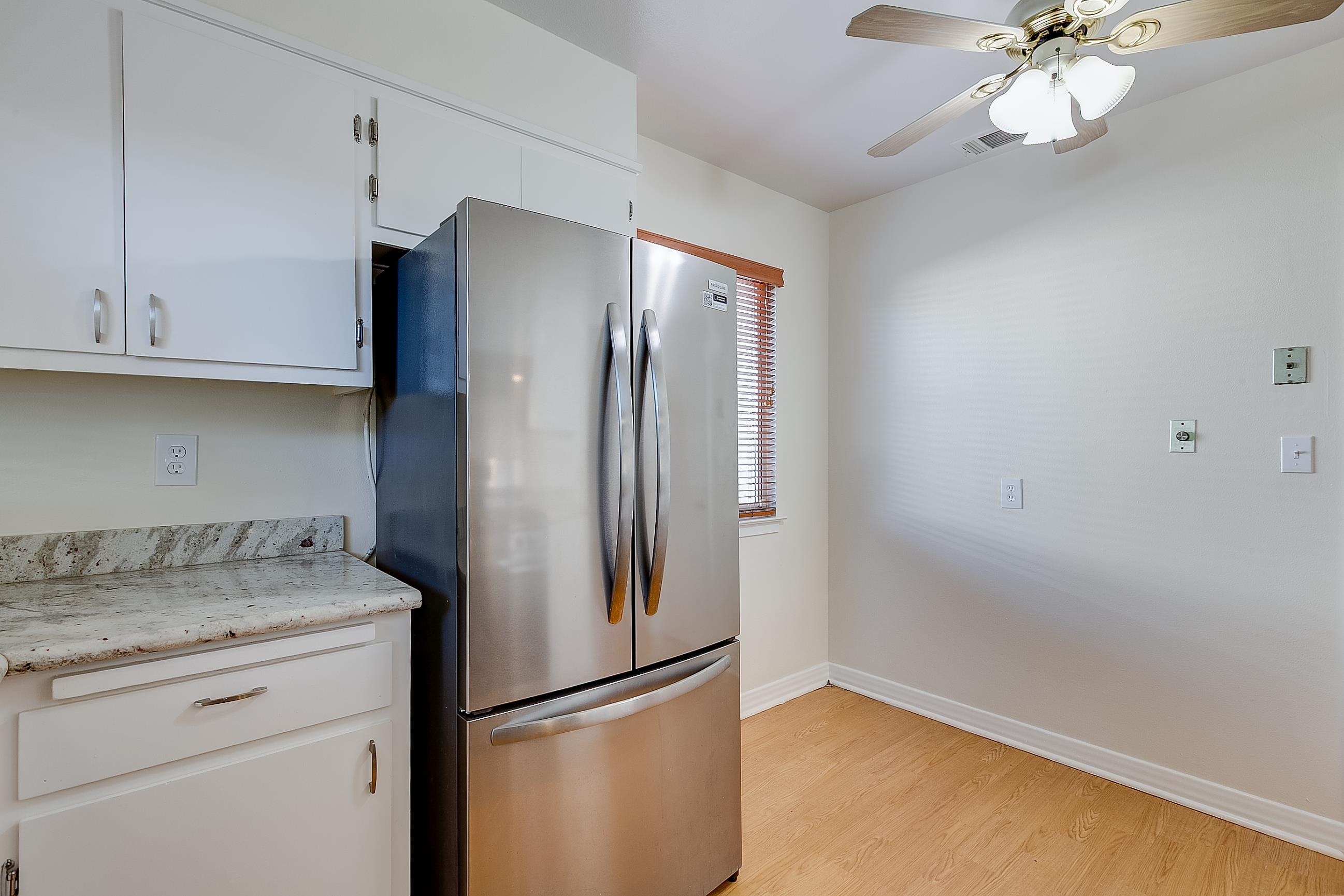 Detail Gallery Image 14 of 20 For 17437 via Frances, San Lorenzo,  CA 94580 - 3 Beds | 2 Baths