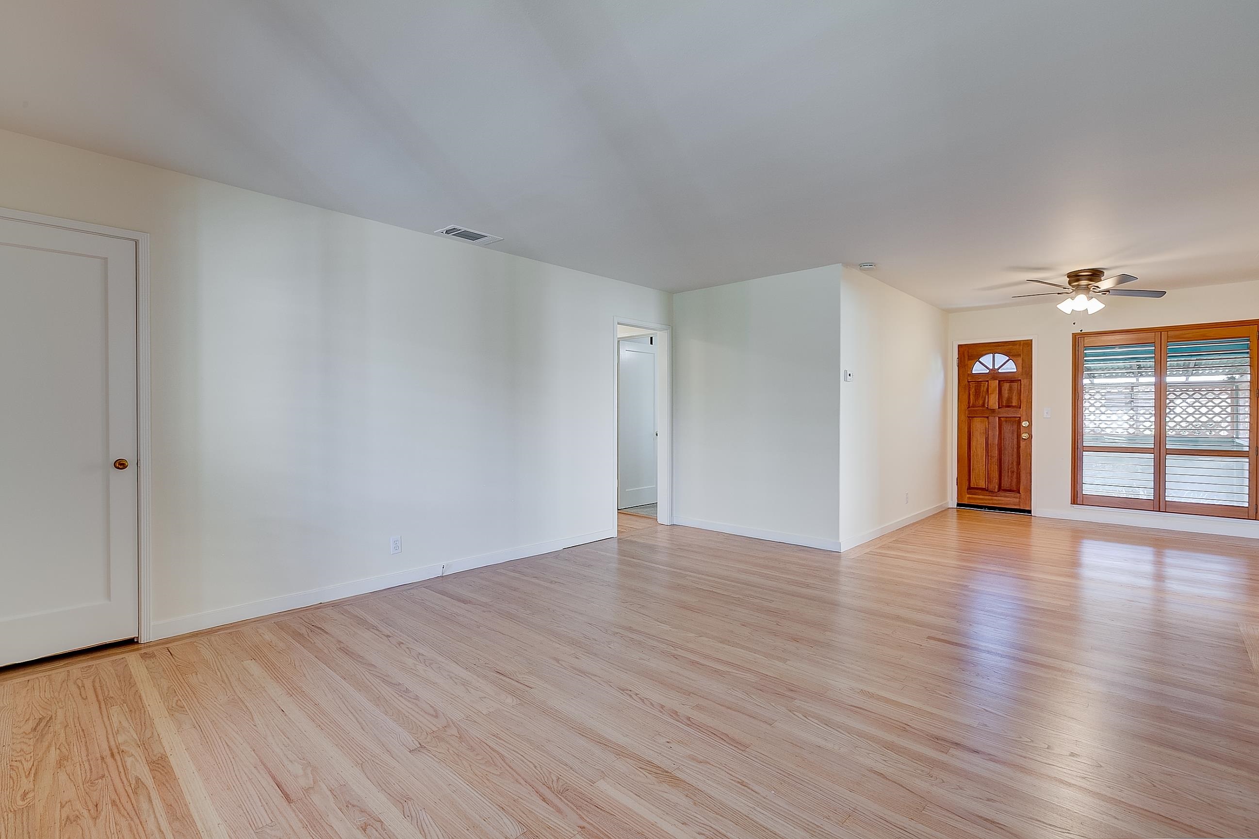 Detail Gallery Image 4 of 20 For 17437 via Frances, San Lorenzo,  CA 94580 - 3 Beds | 2 Baths