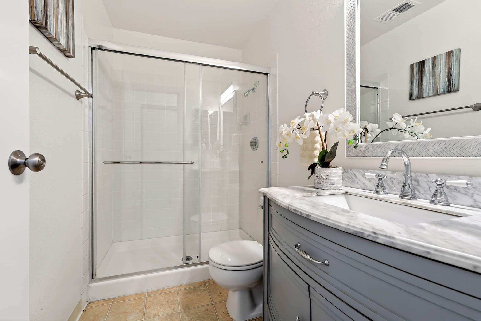 Photo #12: 41122838 Listing: Photo #12