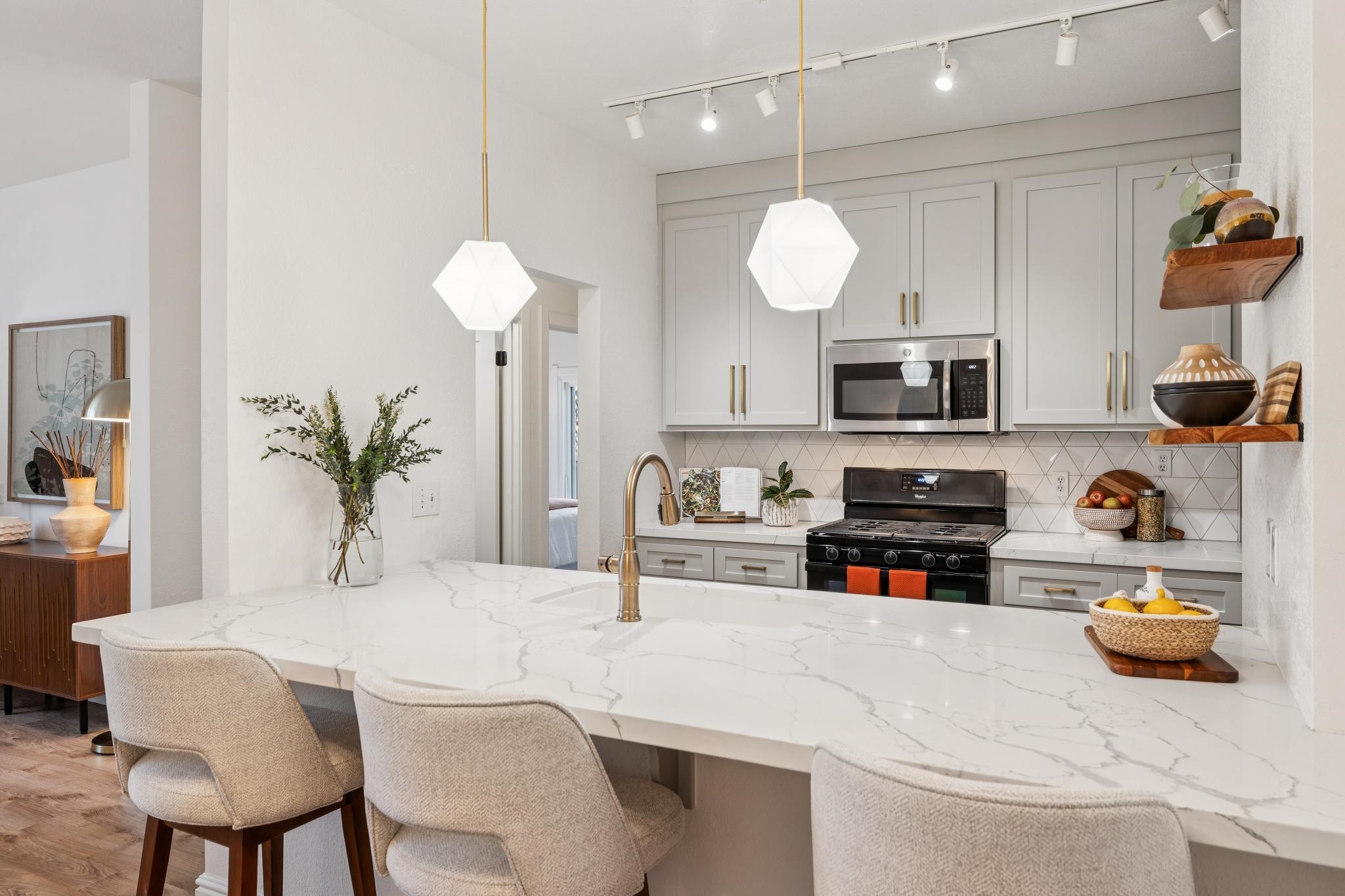 Detail Gallery Image 9 of 34 For 1708 Lexington Ave #5,  El Cerrito,  CA 94530 - 2 Beds | 1 Baths