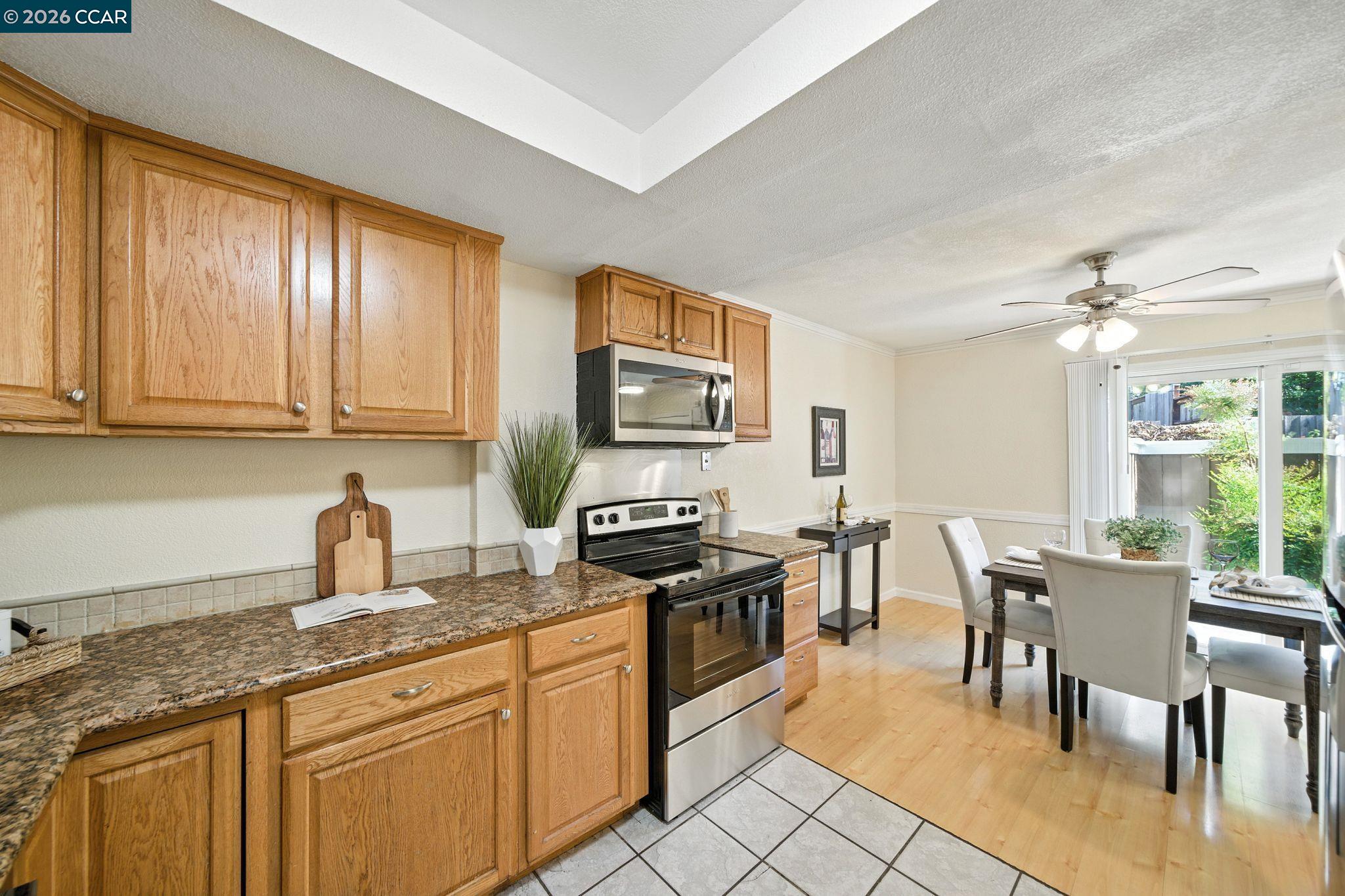 Photo #12: 41122843 Listing: Photo #12