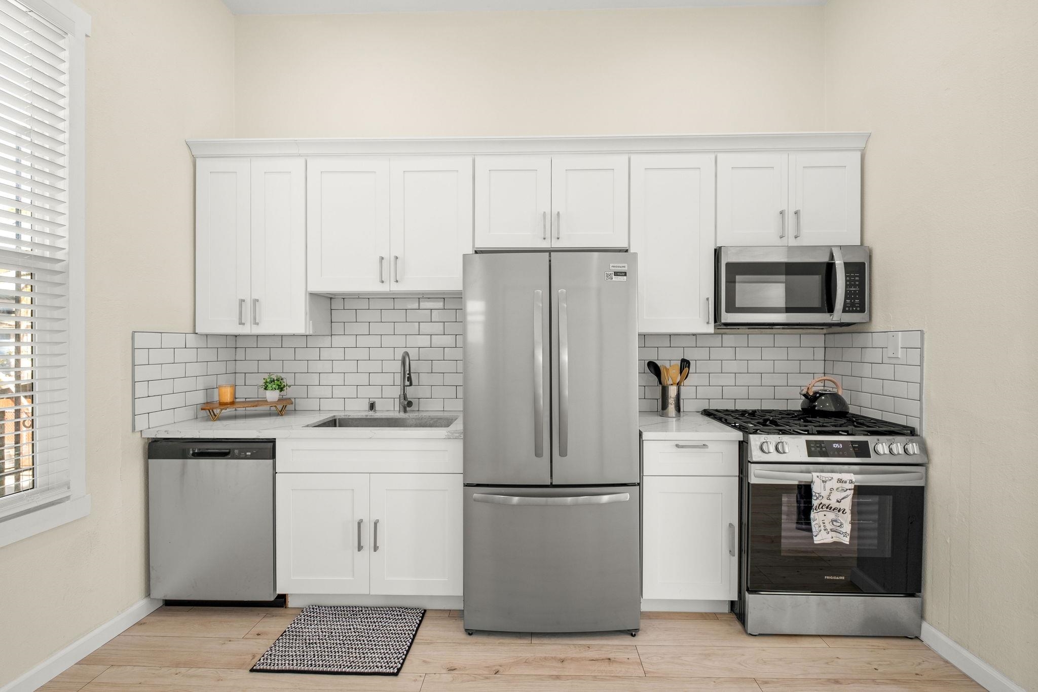 Detail Gallery Image 13 of 58 For 879 Wood St., Oakland,  CA 94607 - – Beds | – Baths