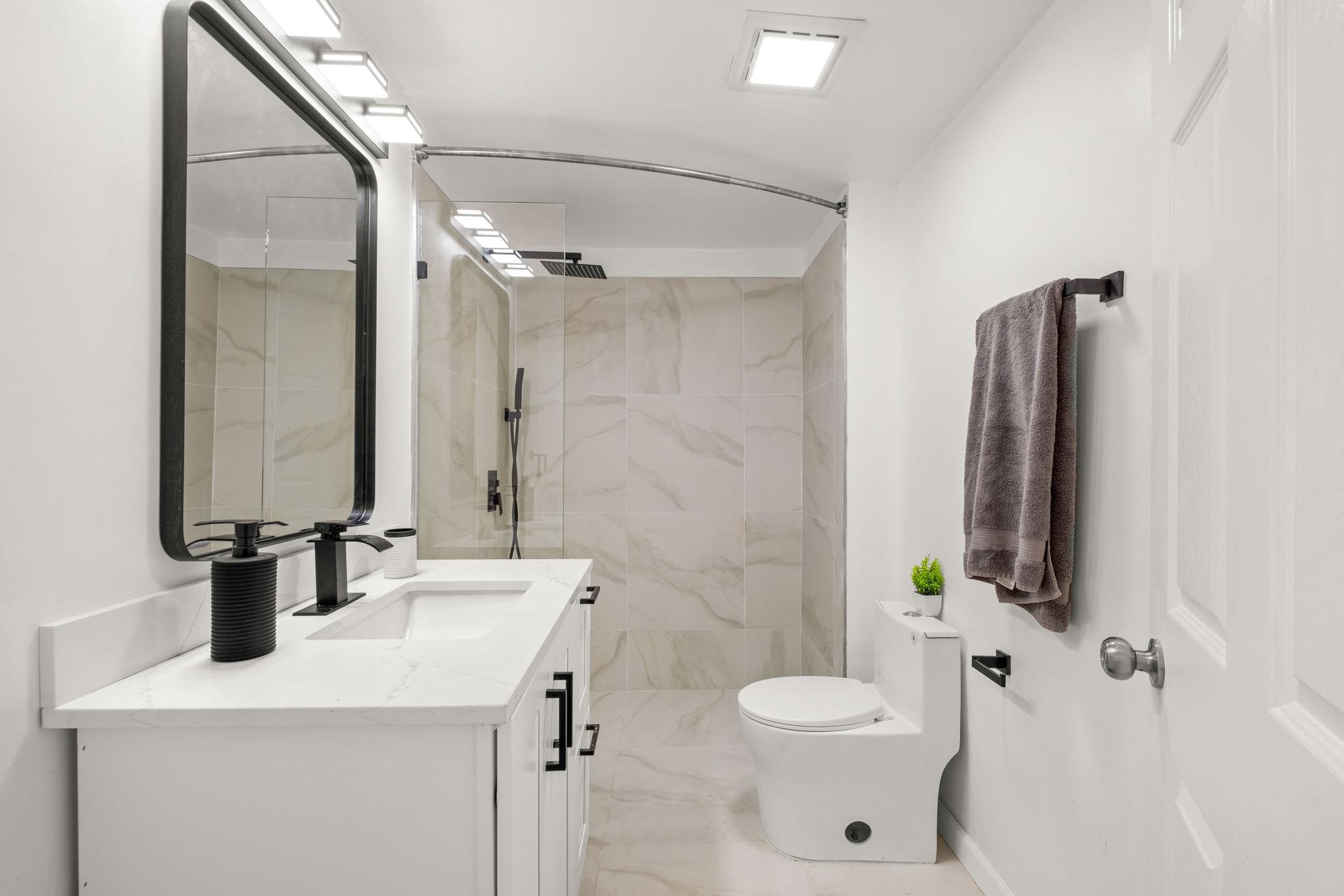 Detail Gallery Image 27 of 58 For 879 Wood St., Oakland,  CA 94607 - – Beds | – Baths