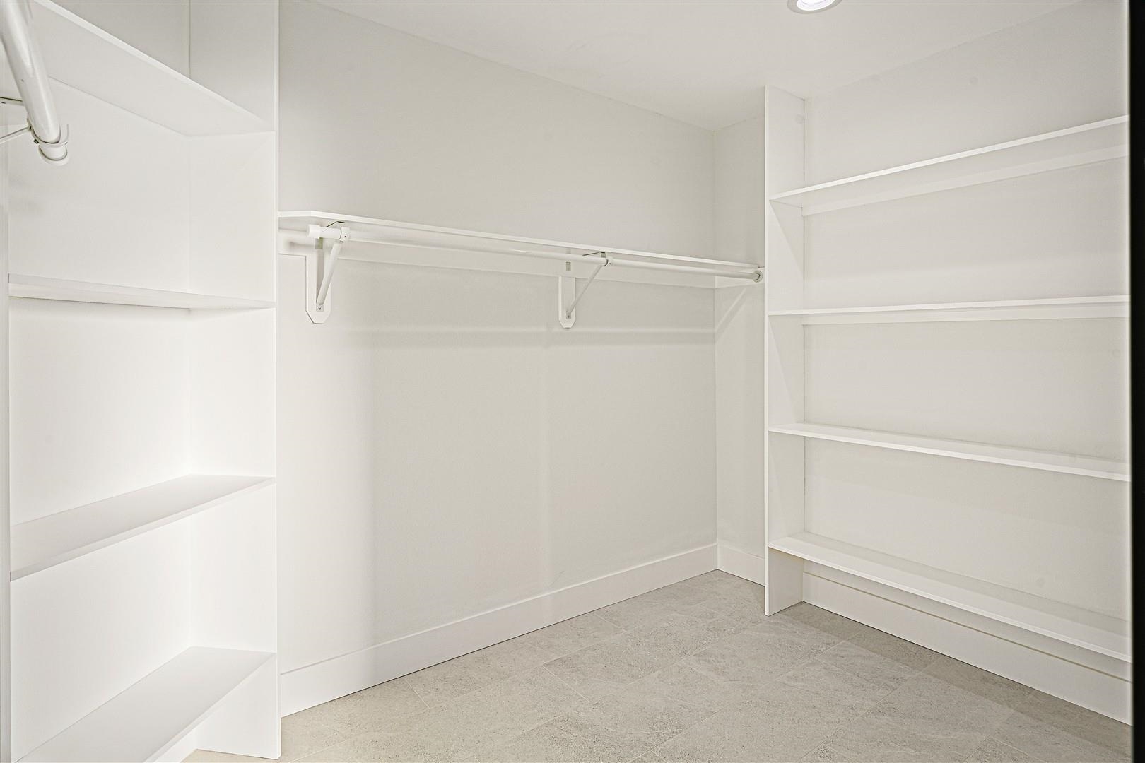 Detail Gallery Image 49 of 60 For 3198 Vintage Crest Dr, San Jose,  CA 95148 - 5 Beds | 3 Baths