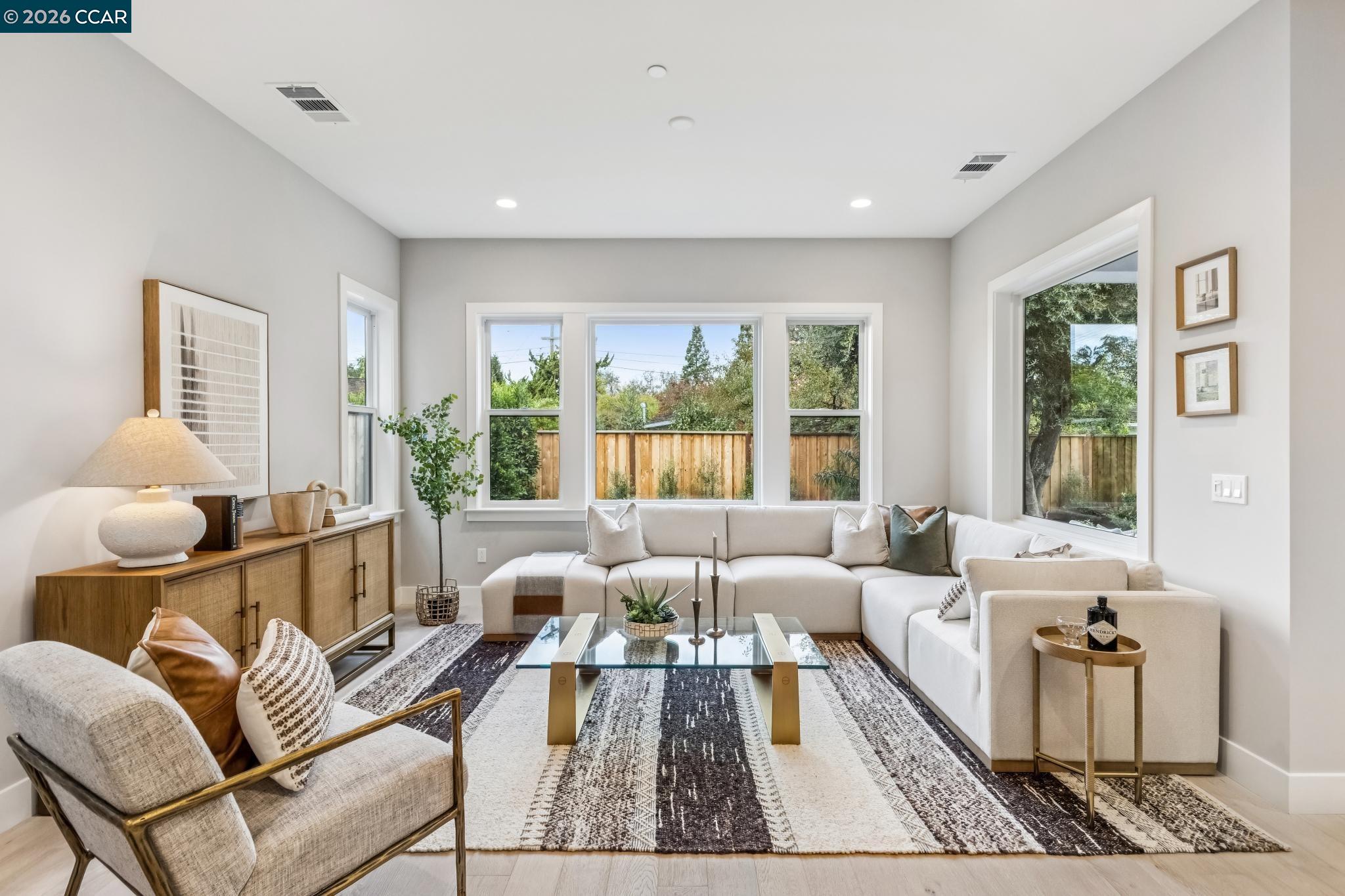 Detail Gallery Image 12 of 47 For 247 Haleena Place, Walnut Creek,  CA 94596 - 3 Beds | 2/1 Baths