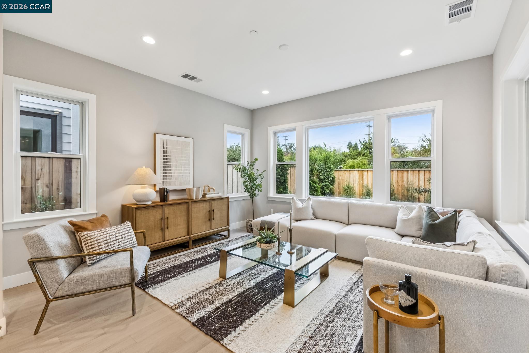 Detail Gallery Image 13 of 47 For 247 Haleena Place, Walnut Creek,  CA 94596 - 3 Beds | 2/1 Baths