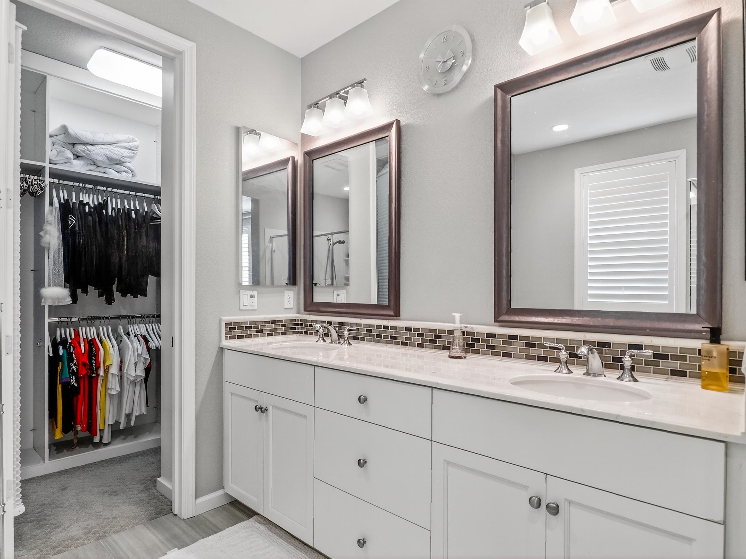 Detail Gallery Image 22 of 38 For 5030 Brook Valley Loop, San Jose,  CA 95136 - 3 Beds | 2/1 Baths