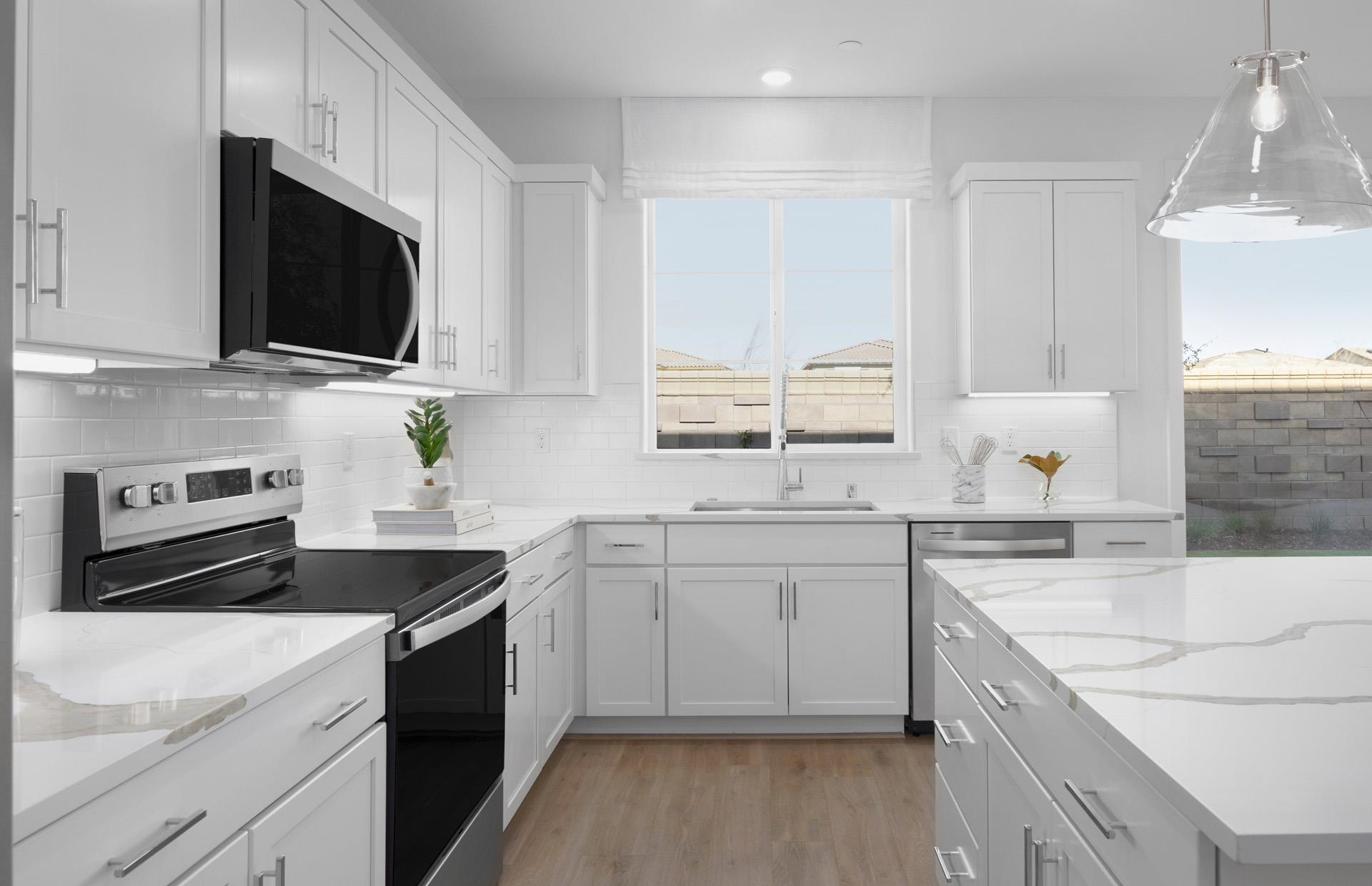 Detail Gallery Image 10 of 18 For 373 E Beatrice Avenue, Mountain House,  CA 95391 - 4 Beds | 3 Baths