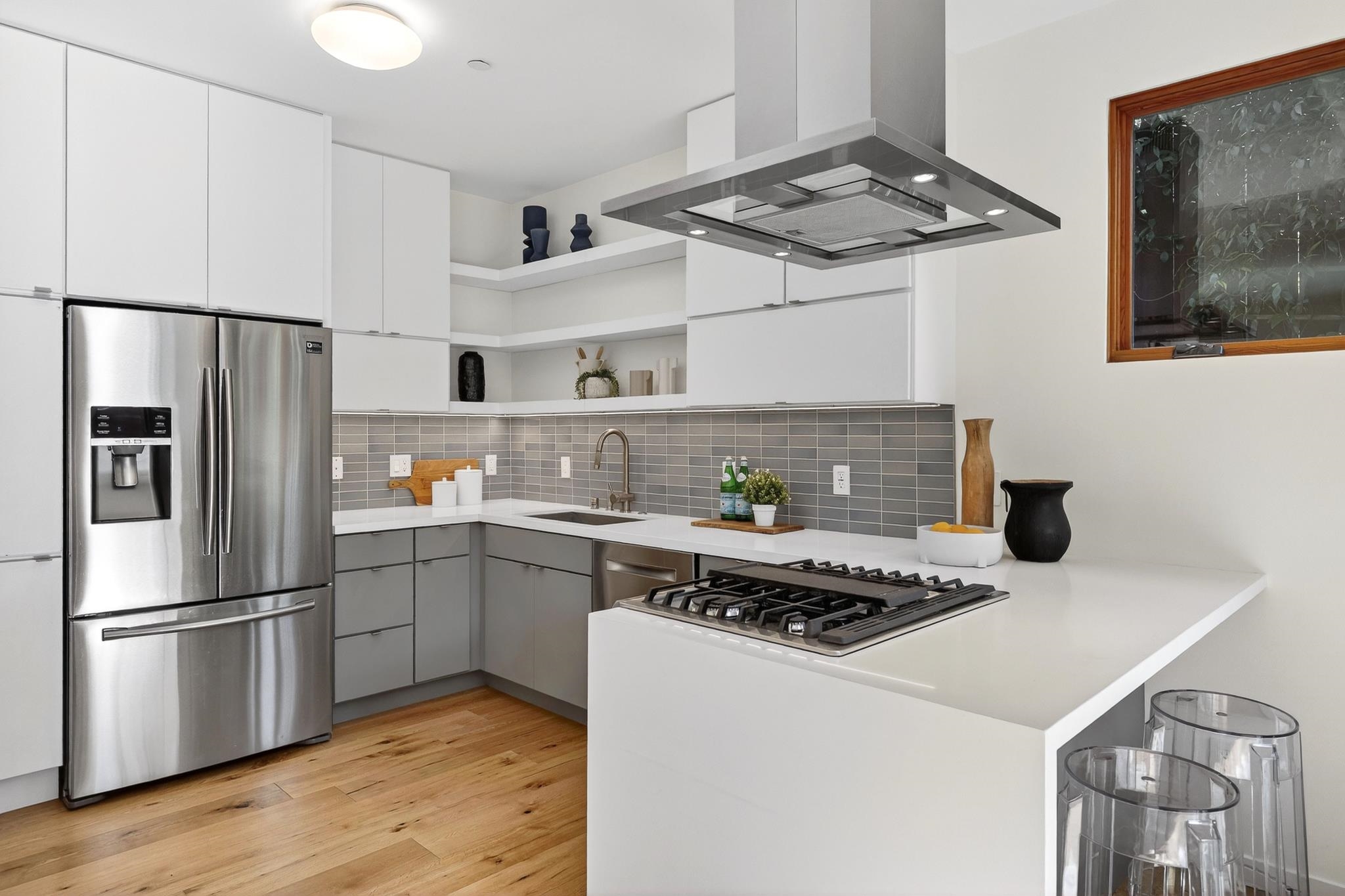 Detail Gallery Image 20 of 48 For 577 El Dorado Ave, Oakland,  CA 94611 - 2 Beds | 2/1 Baths