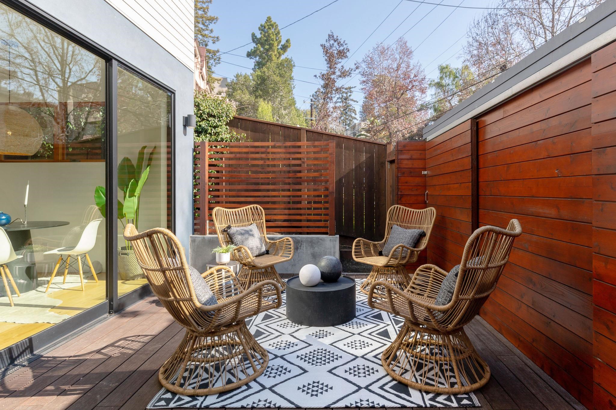 Detail Gallery Image 43 of 48 For 577 El Dorado Ave, Oakland,  CA 94611 - 2 Beds | 2/1 Baths