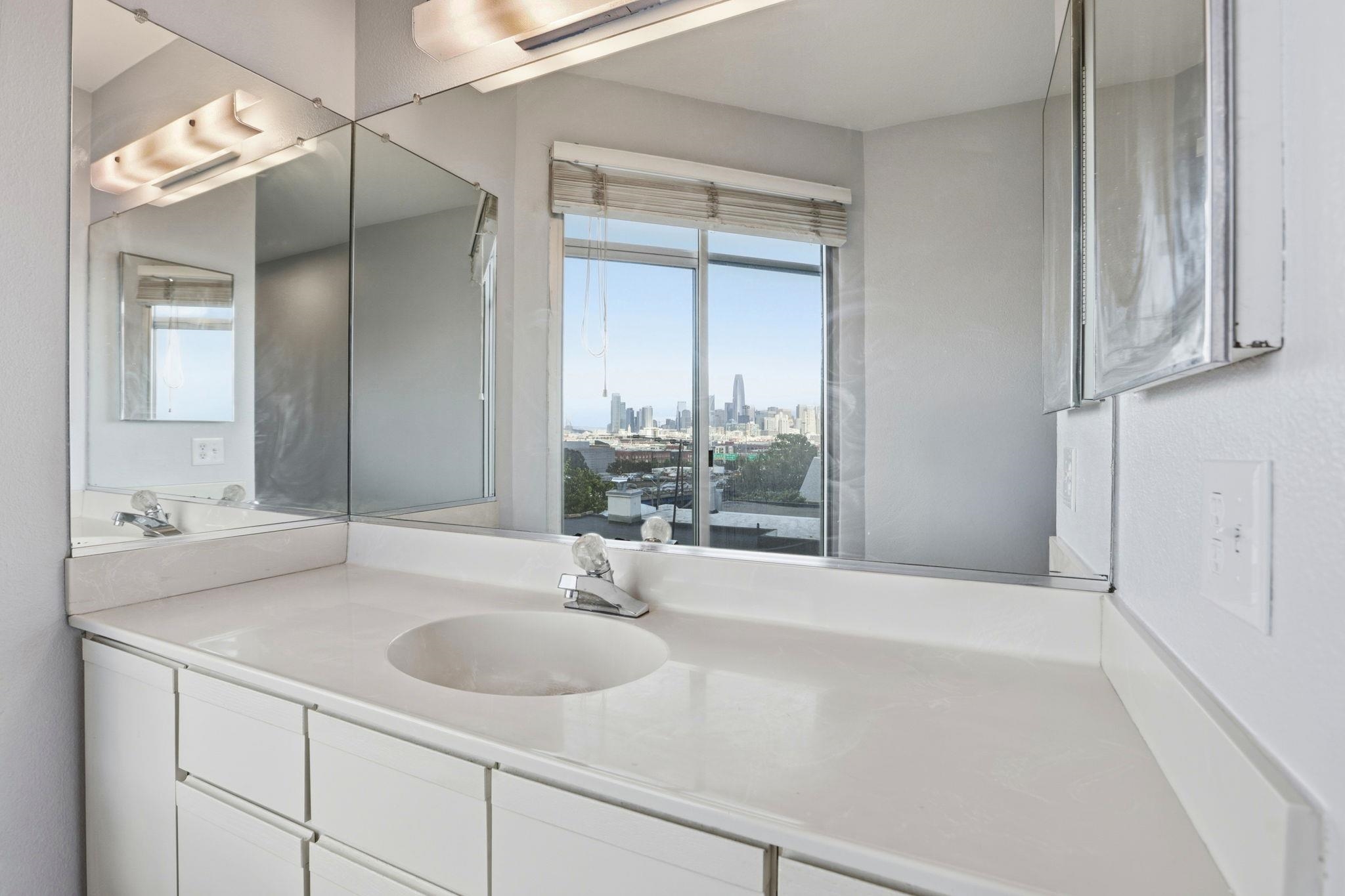 Detail Gallery Image 19 of 58 For 450 San Bruno Ave #2,  San Francisco,  CA 94110 - 3 Beds | 3 Baths