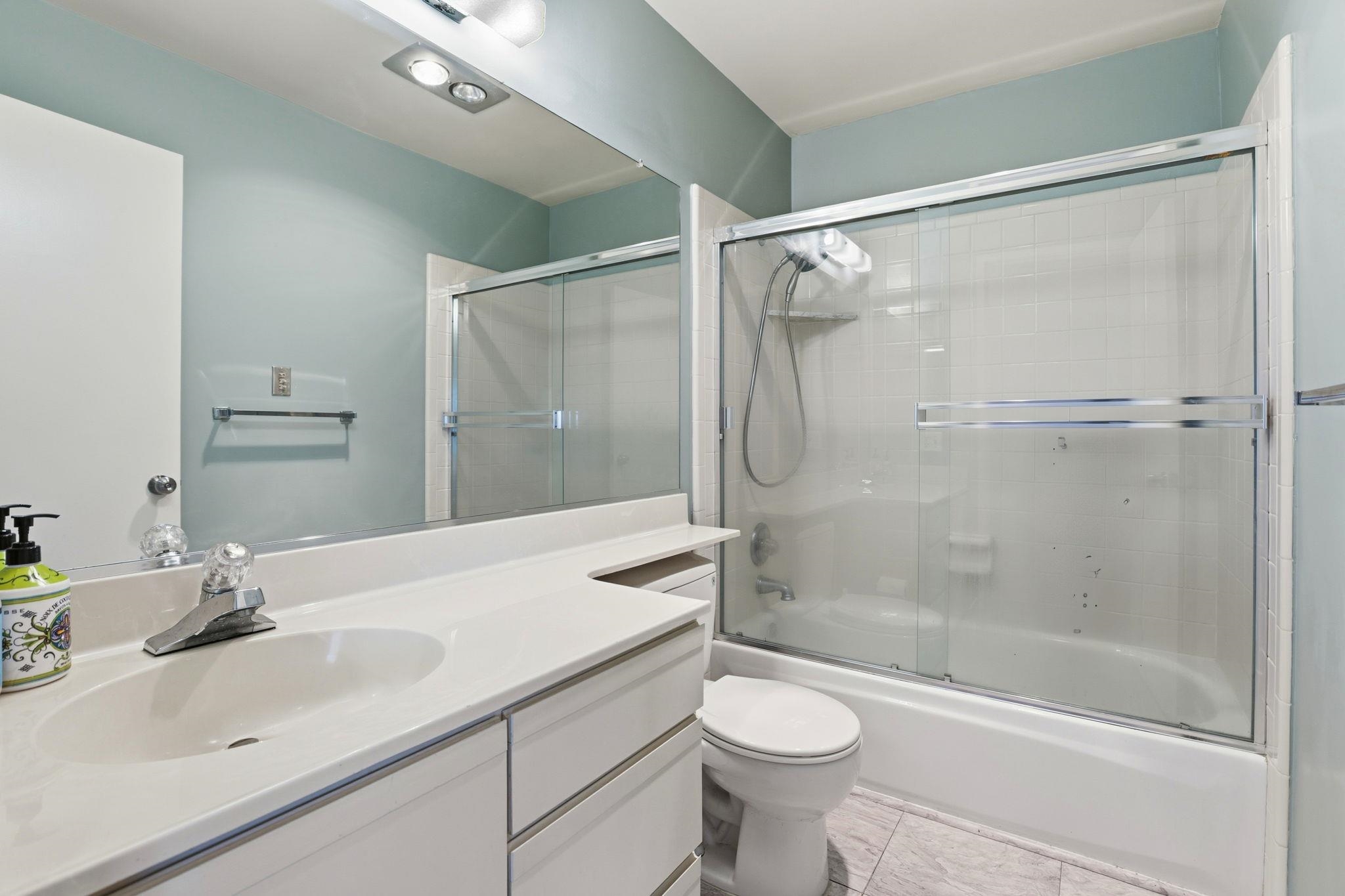 Detail Gallery Image 25 of 58 For 450 San Bruno Ave #2,  San Francisco,  CA 94110 - 3 Beds | 3 Baths