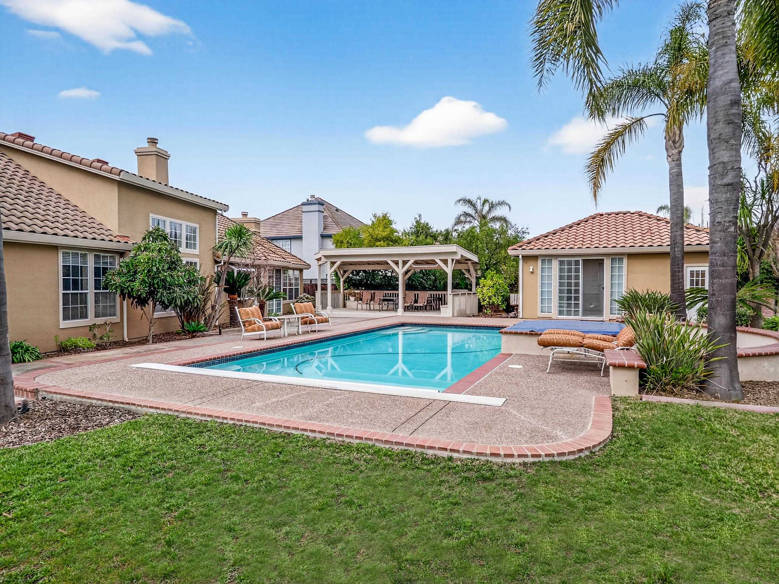 Detail Gallery Image 33 of 39 For 2166 Shadow Ridge Way, San Jose,  CA 95138 - 5 Beds | 4 Baths