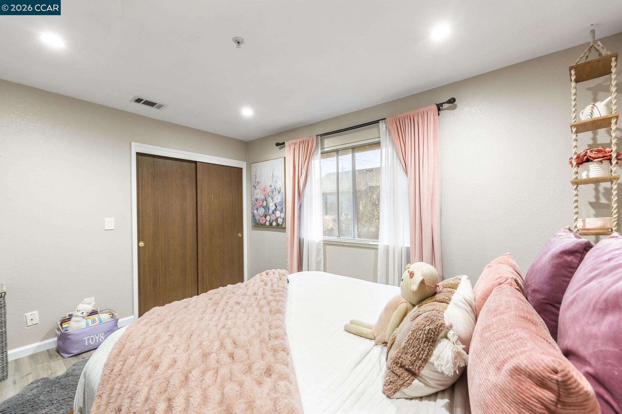 Detail Gallery Image 24 of 31 For 1941 Grande Cir #71,  Fairfield,  CA 94533 - 2 Beds | 1/1 Baths