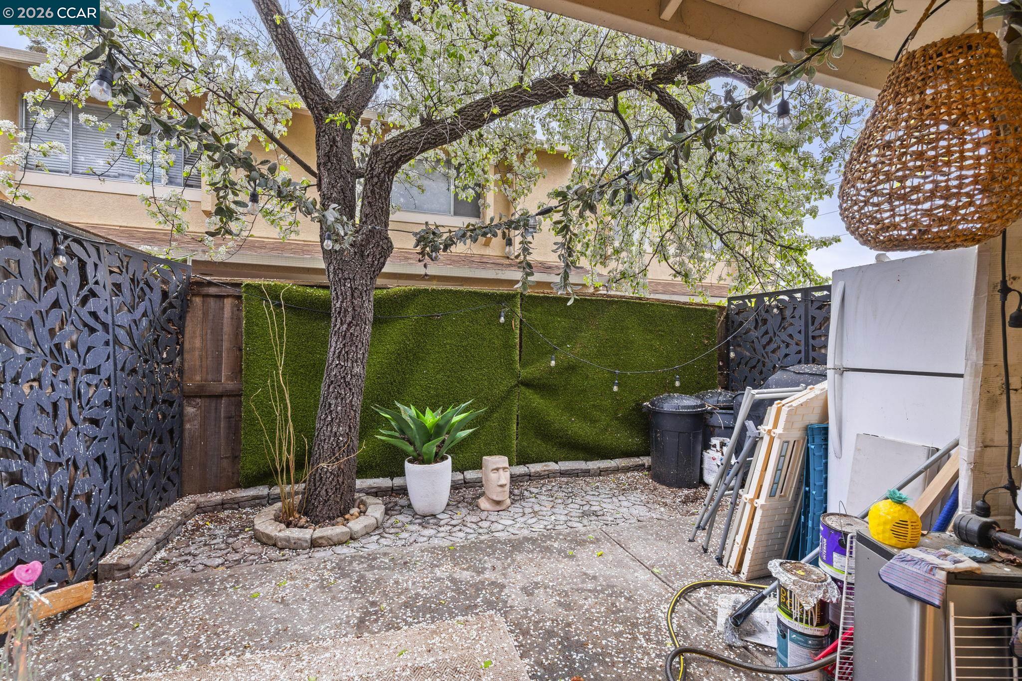 Detail Gallery Image 27 of 31 For 1941 Grande Cir #71,  Fairfield,  CA 94533 - 2 Beds | 1/1 Baths