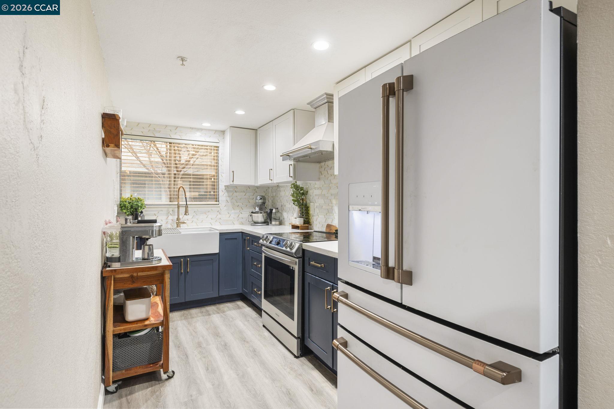 Detail Gallery Image 8 of 31 For 1941 Grande Cir #71,  Fairfield,  CA 94533 - 2 Beds | 1/1 Baths