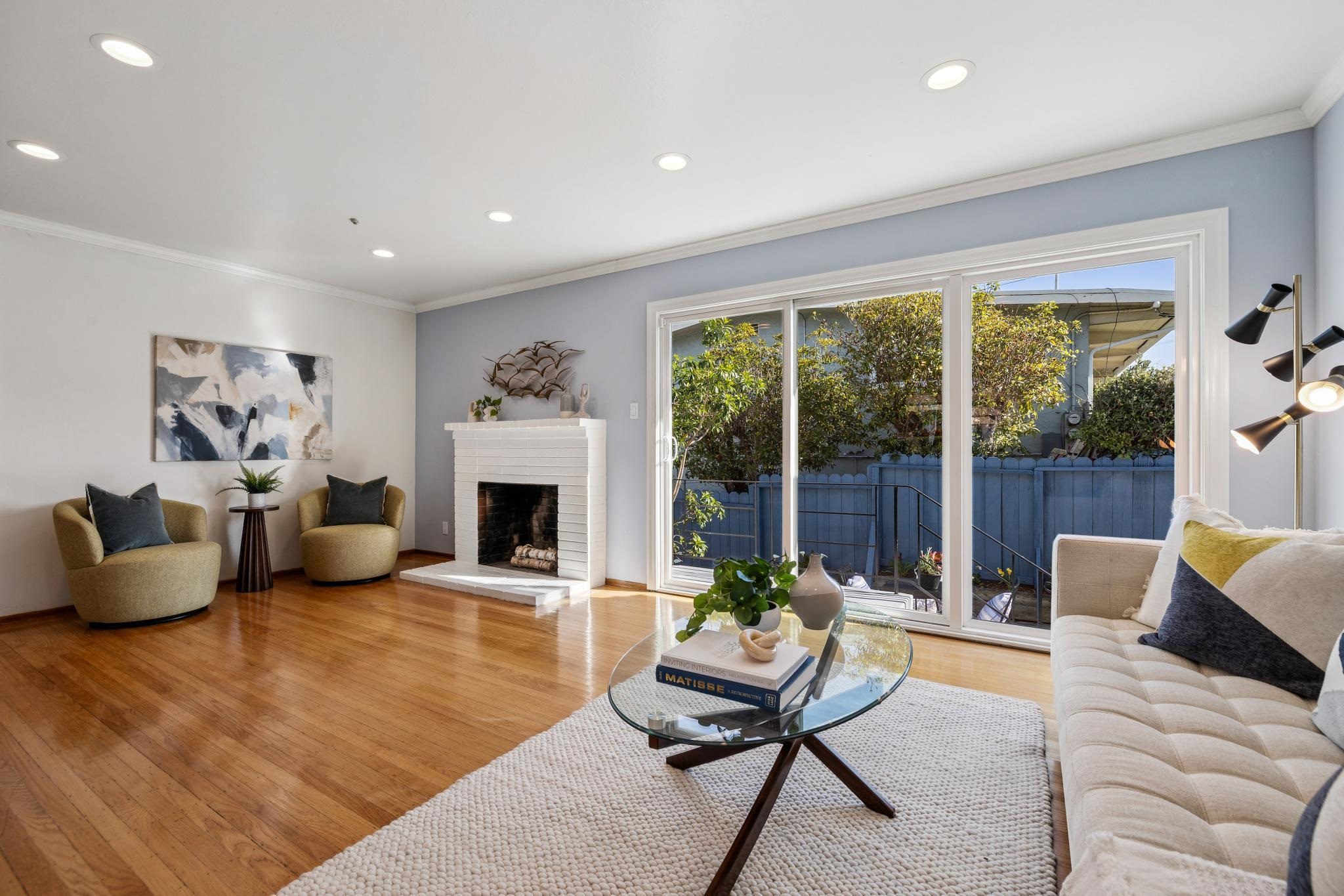 Detail Gallery Image 8 of 51 For 5355 Bayview Ave, Richmond,  CA 94804 - 3 Beds | 2 Baths