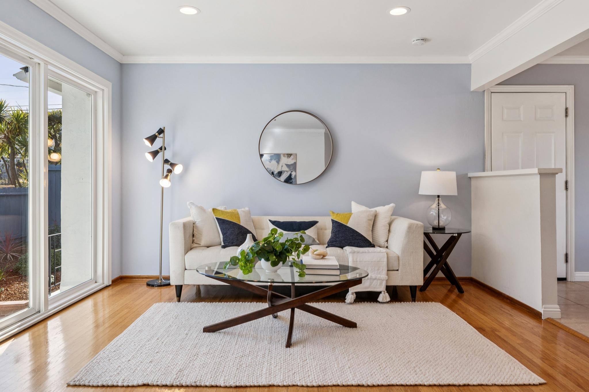 Detail Gallery Image 9 of 51 For 5355 Bayview Ave, Richmond,  CA 94804 - 3 Beds | 2 Baths