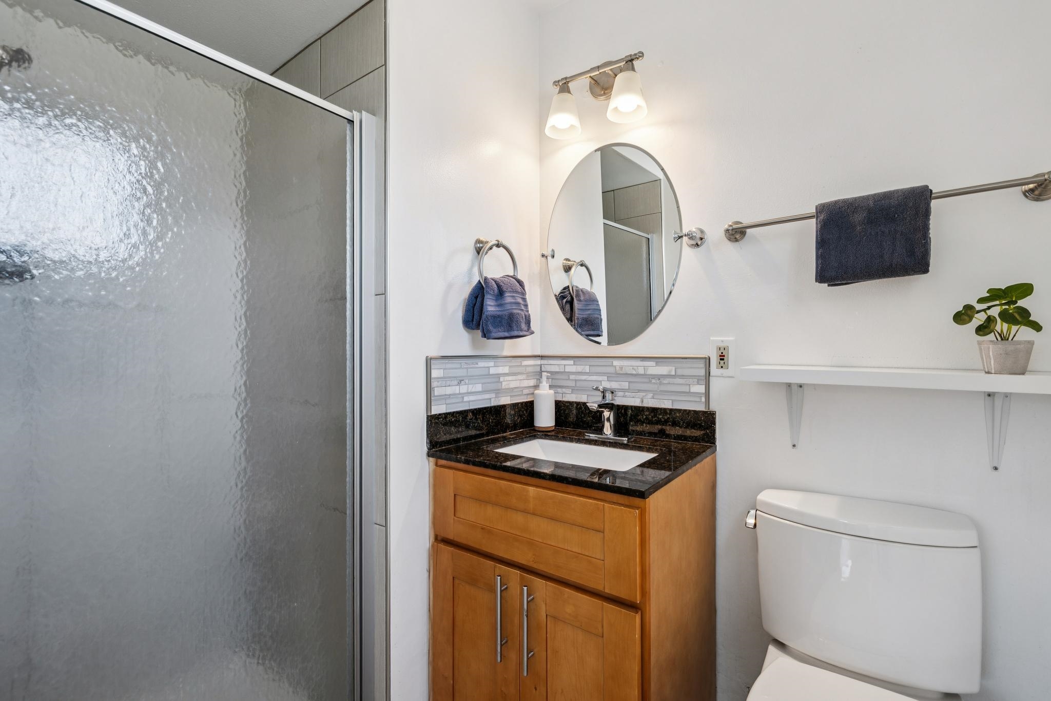 Detail Gallery Image 23 of 51 For 5355 Bayview Ave, Richmond,  CA 94804 - 3 Beds | 2 Baths