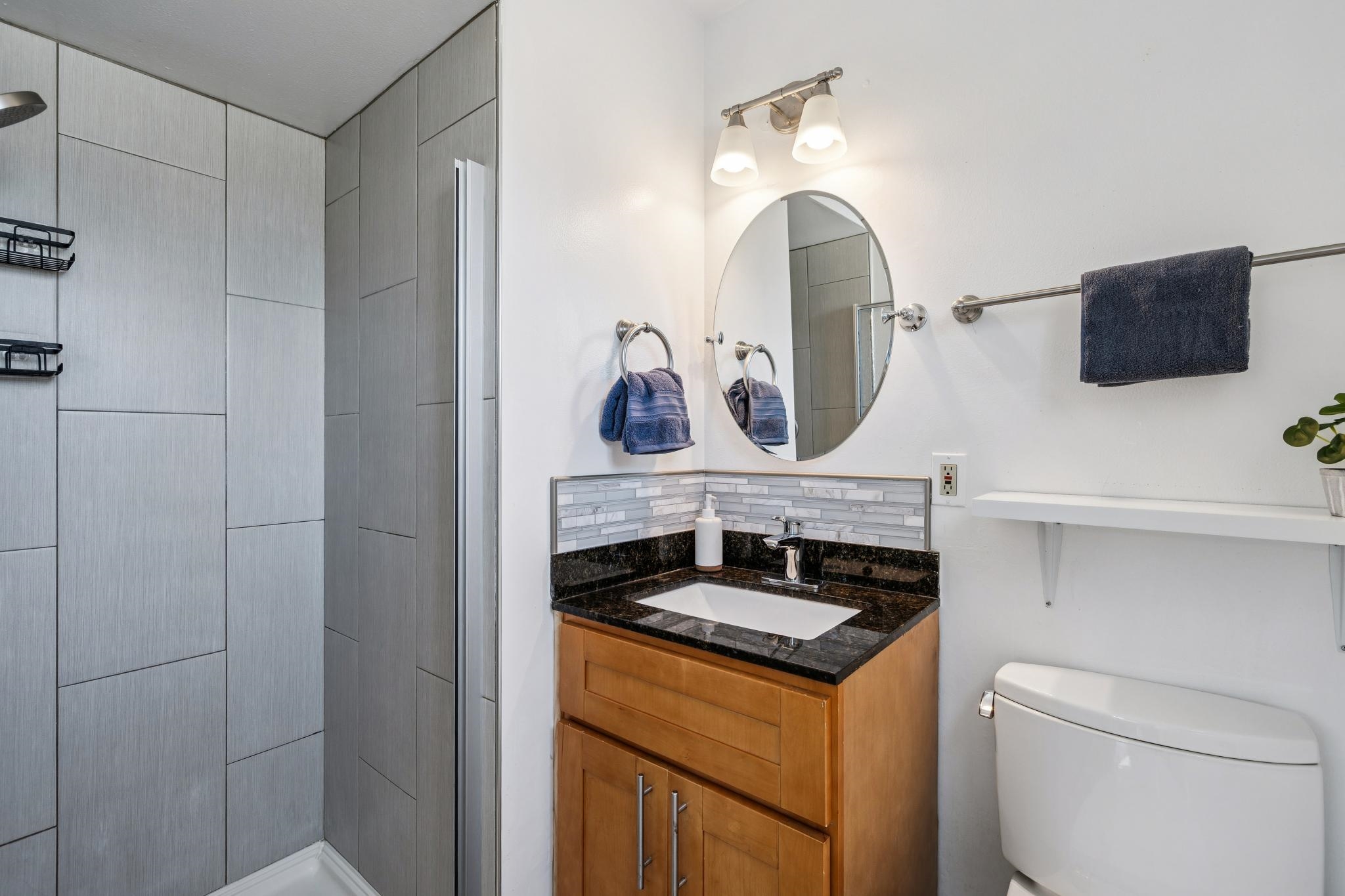 Detail Gallery Image 24 of 51 For 5355 Bayview Ave, Richmond,  CA 94804 - 3 Beds | 2 Baths