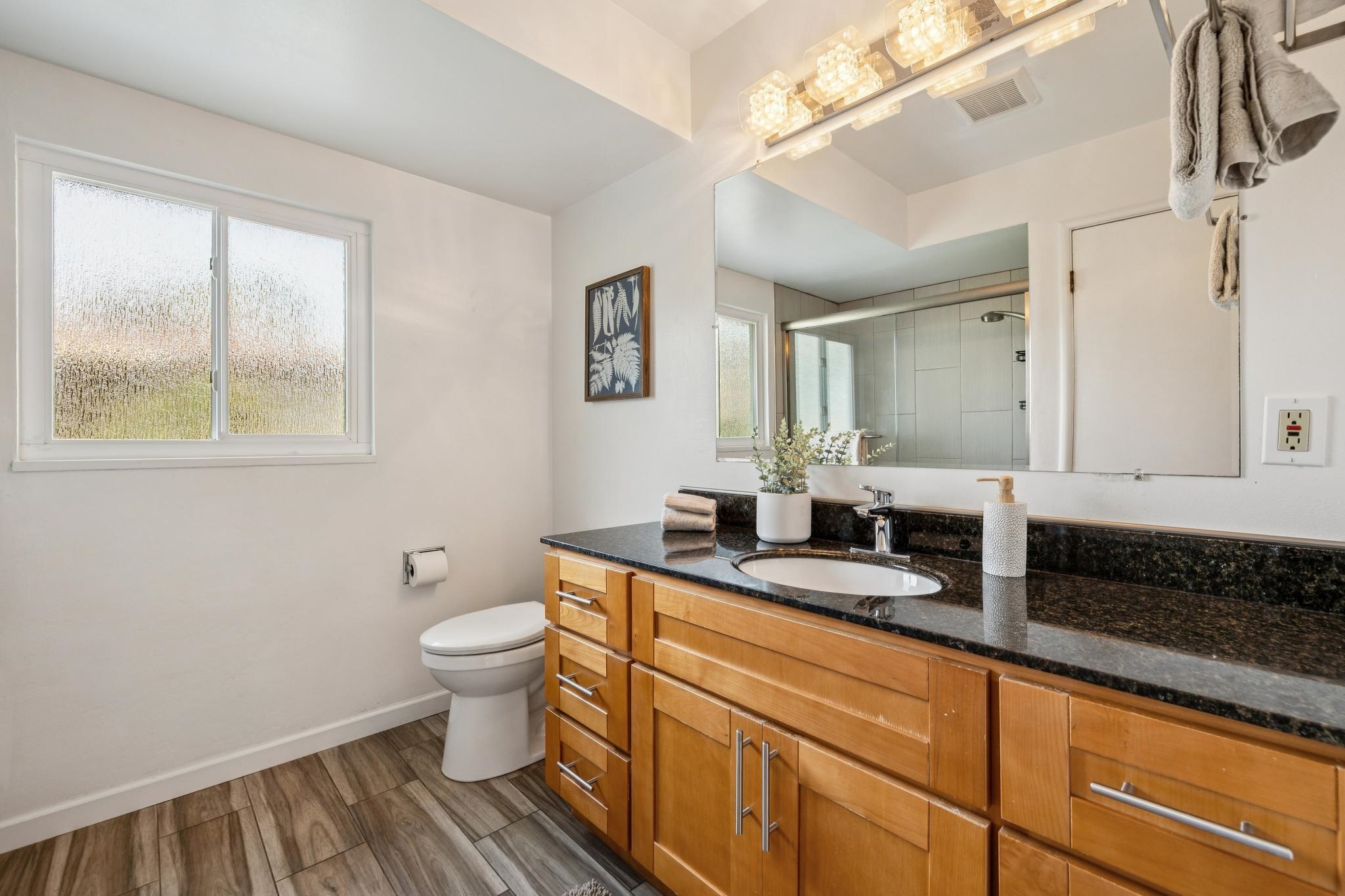 Detail Gallery Image 27 of 51 For 5355 Bayview Ave, Richmond,  CA 94804 - 3 Beds | 2 Baths