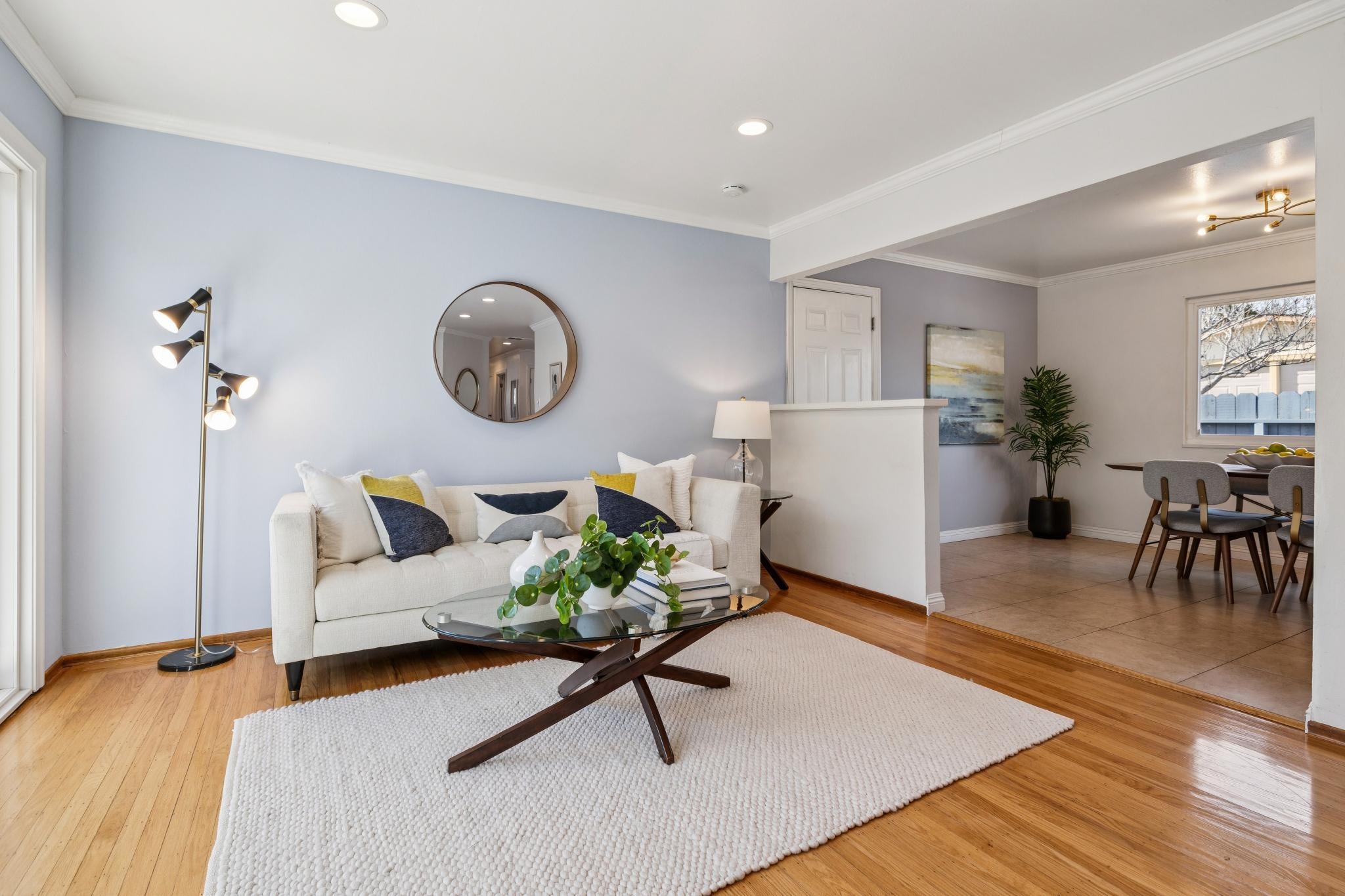 Detail Gallery Image 4 of 51 For 5355 Bayview Ave, Richmond,  CA 94804 - 3 Beds | 2 Baths