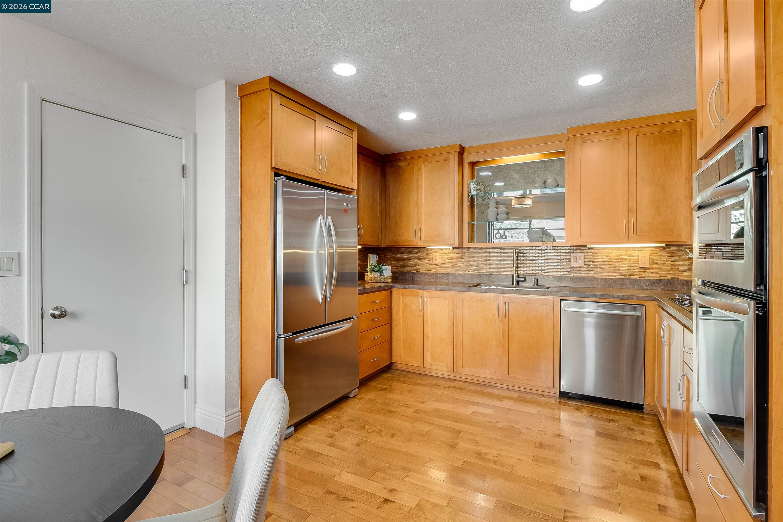 Photo #15: 41122869 Listing: Photo #15