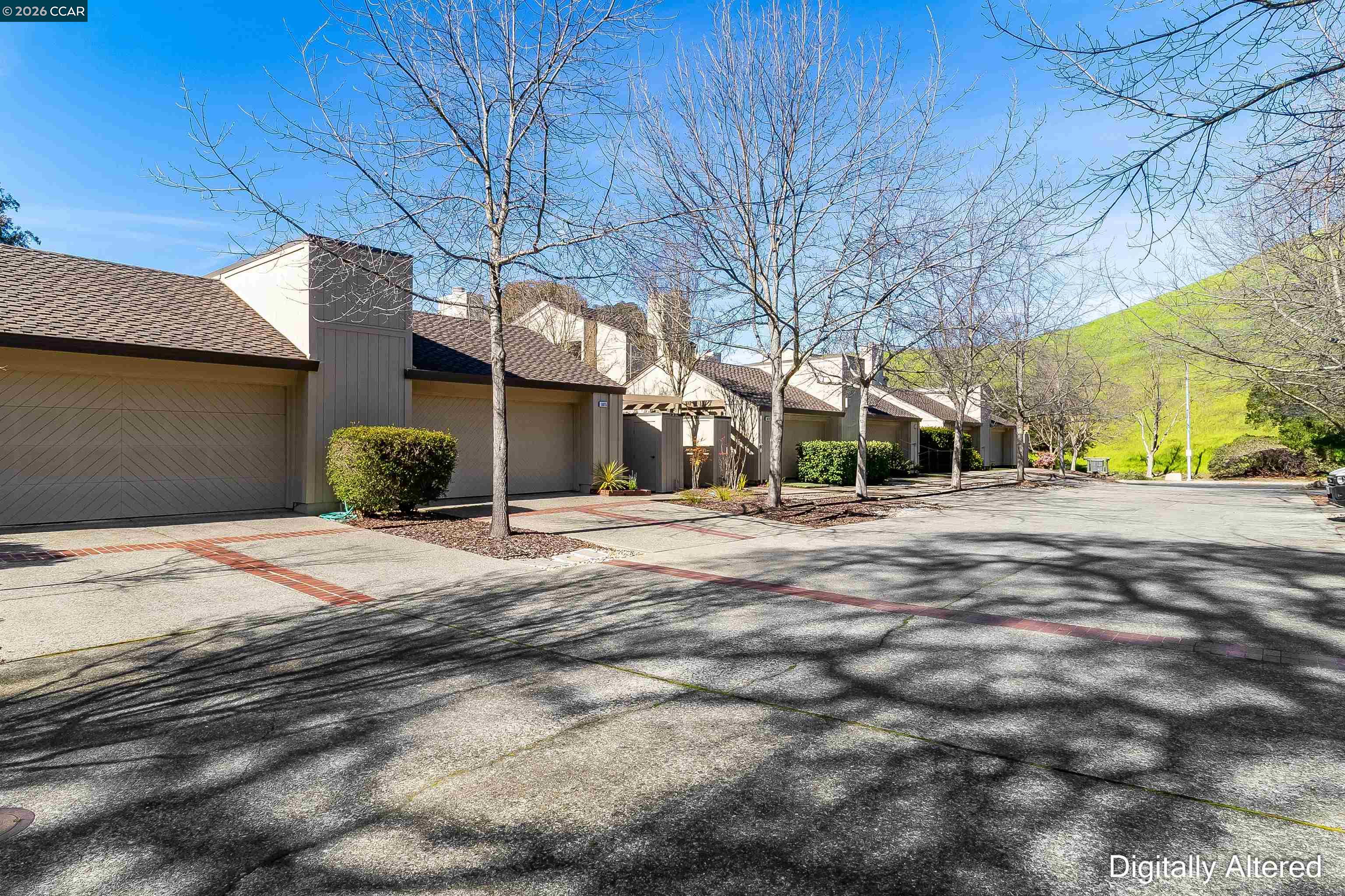 Photo #3: 41122869 Listing: Photo #3