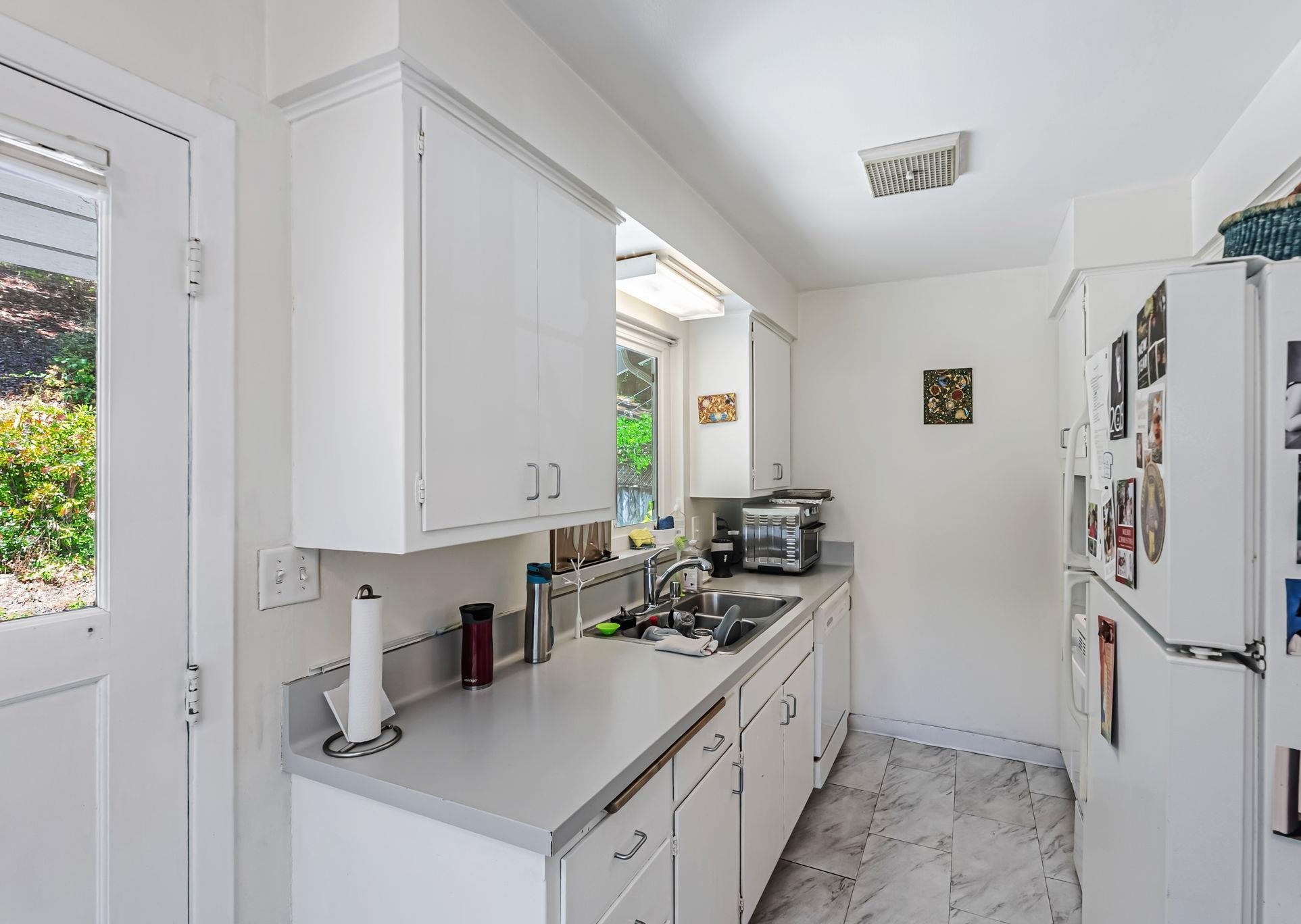 Detail Gallery Image 18 of 24 For 2050 Donald Dr, Moraga,  CA 94556 - 4 Beds | 2 Baths