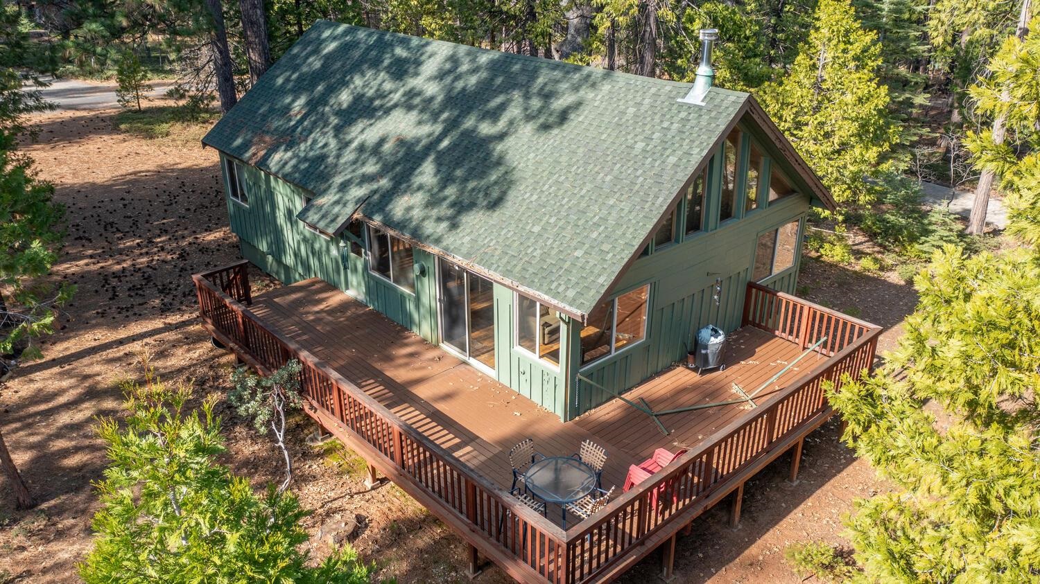 Detail Gallery Image 4 of 53 For 1919 Airacobra, Arnold,  CA 95223-000 - 3 Beds | 2 Baths